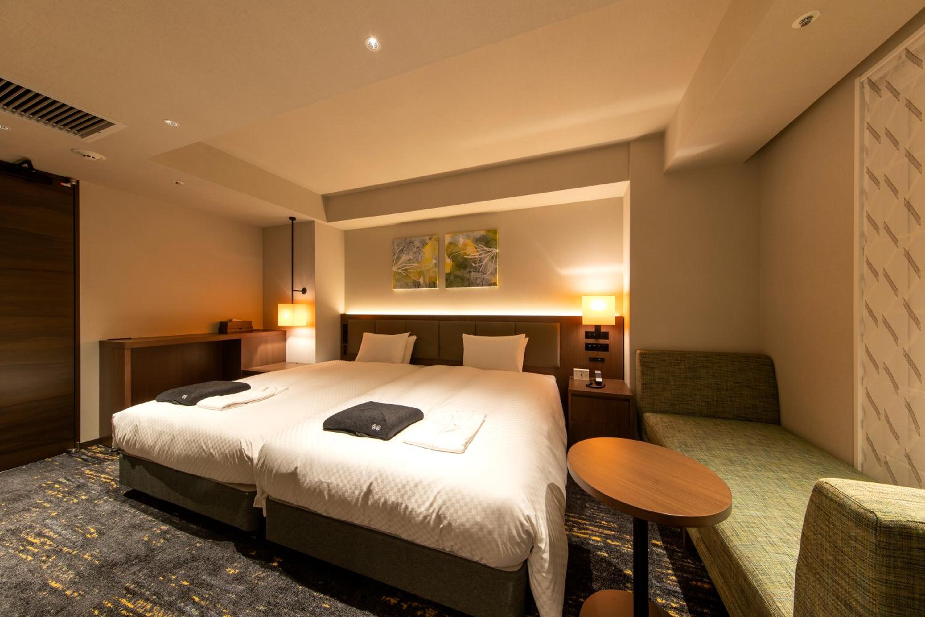 Standard Twin Room - Photo 2