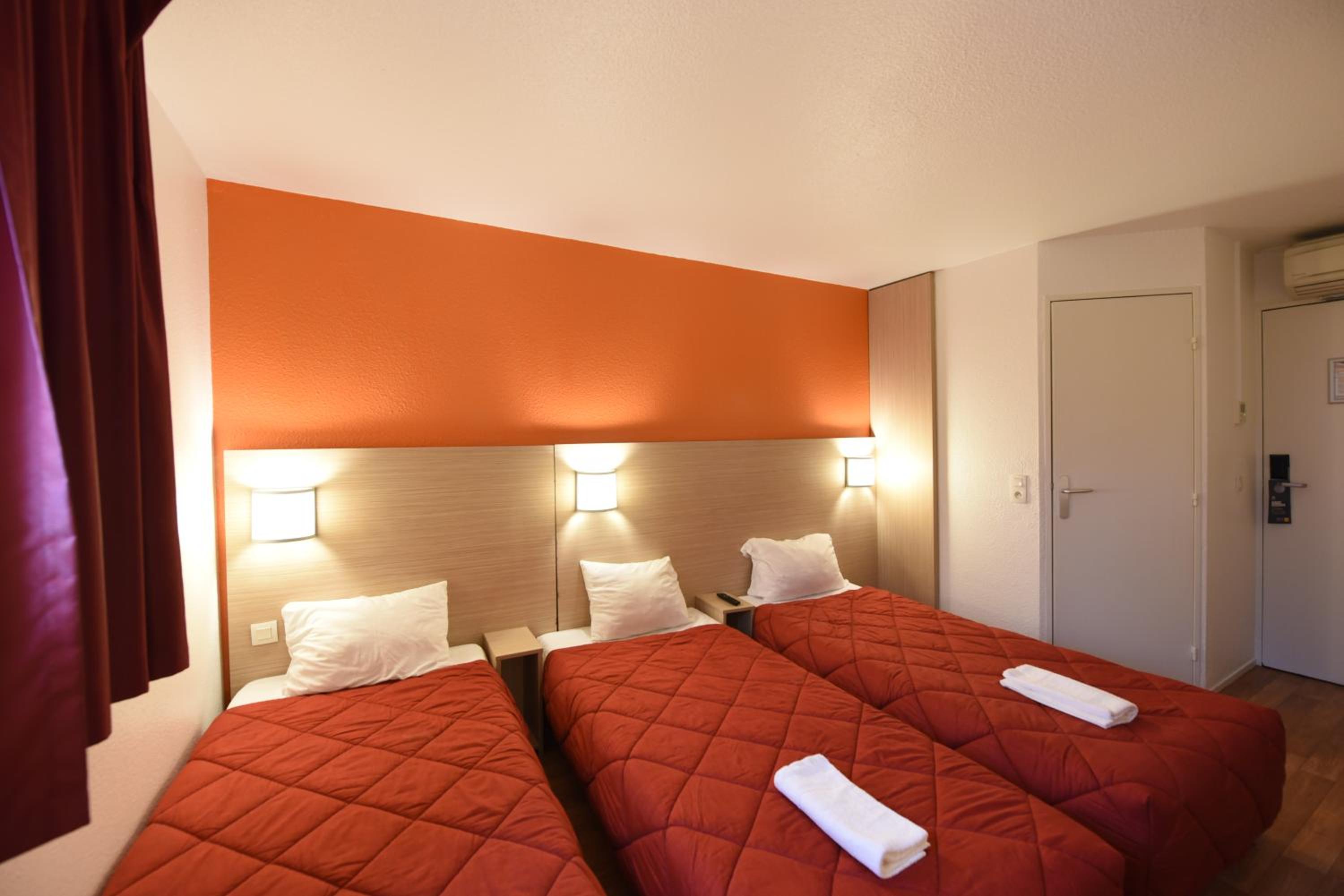 Triple Room - Photo 6