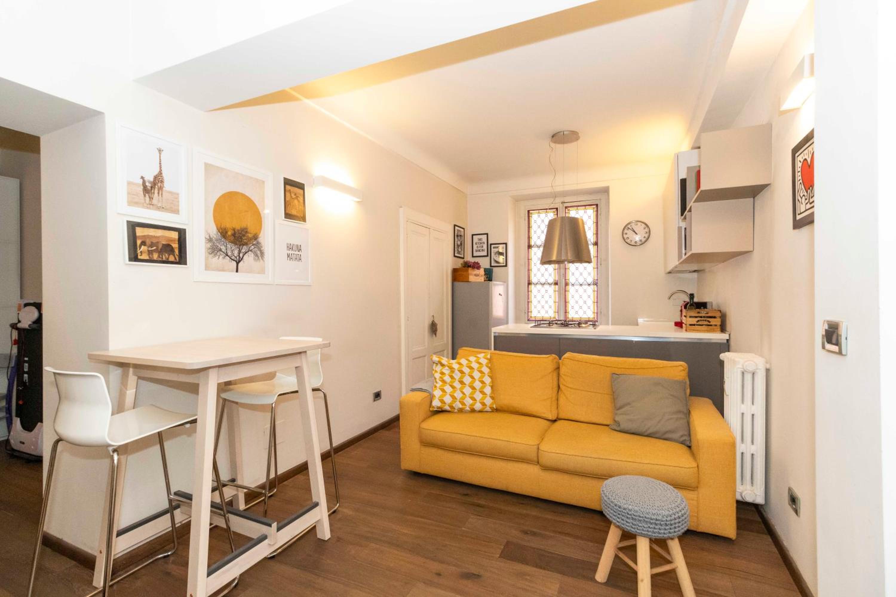 One-Bedroom Apartment