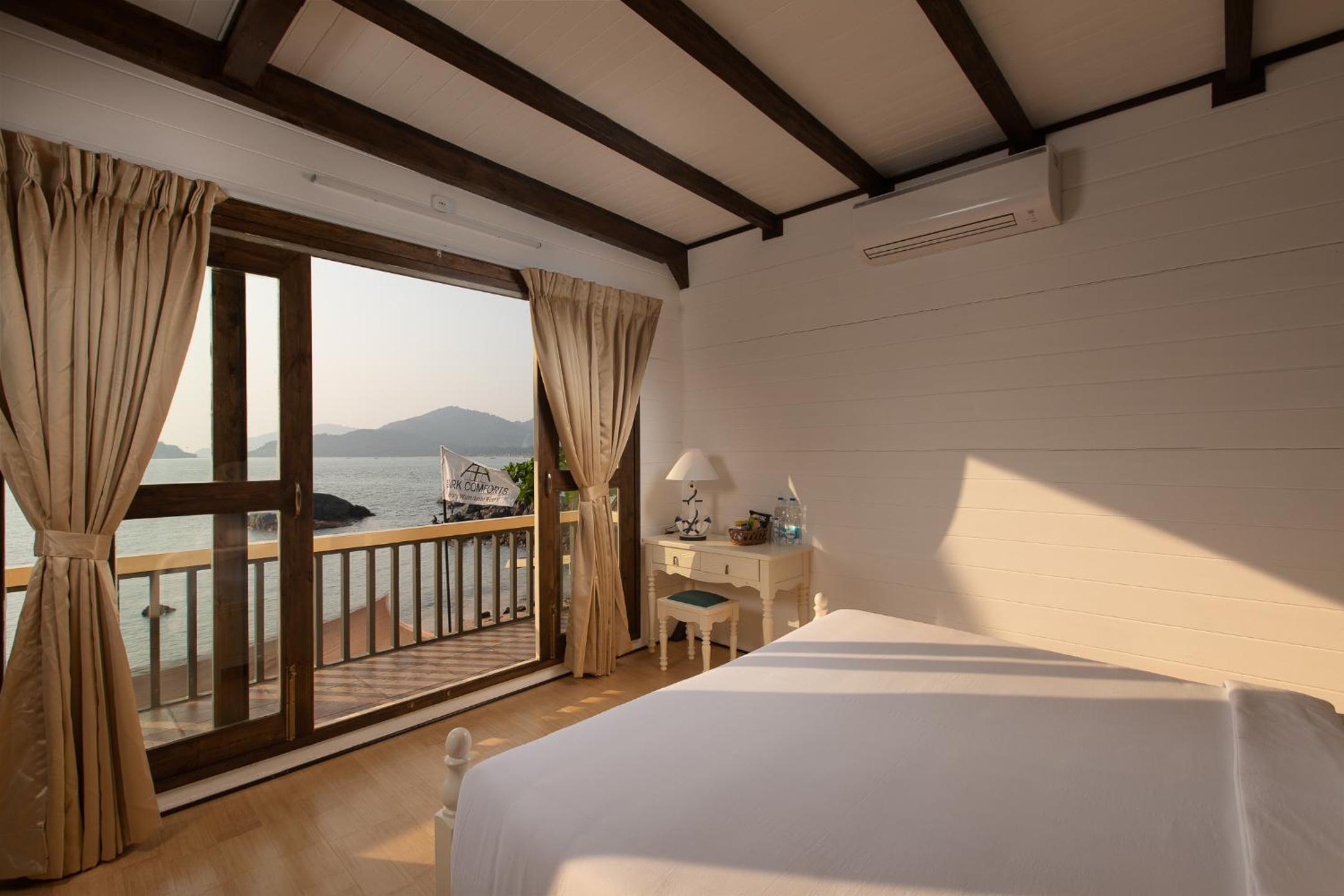 Family Junior Sea view Suite (Joy) 30 Mins Kayaking Complimentary, 15% Discount on Food, 1+1 on Beverages