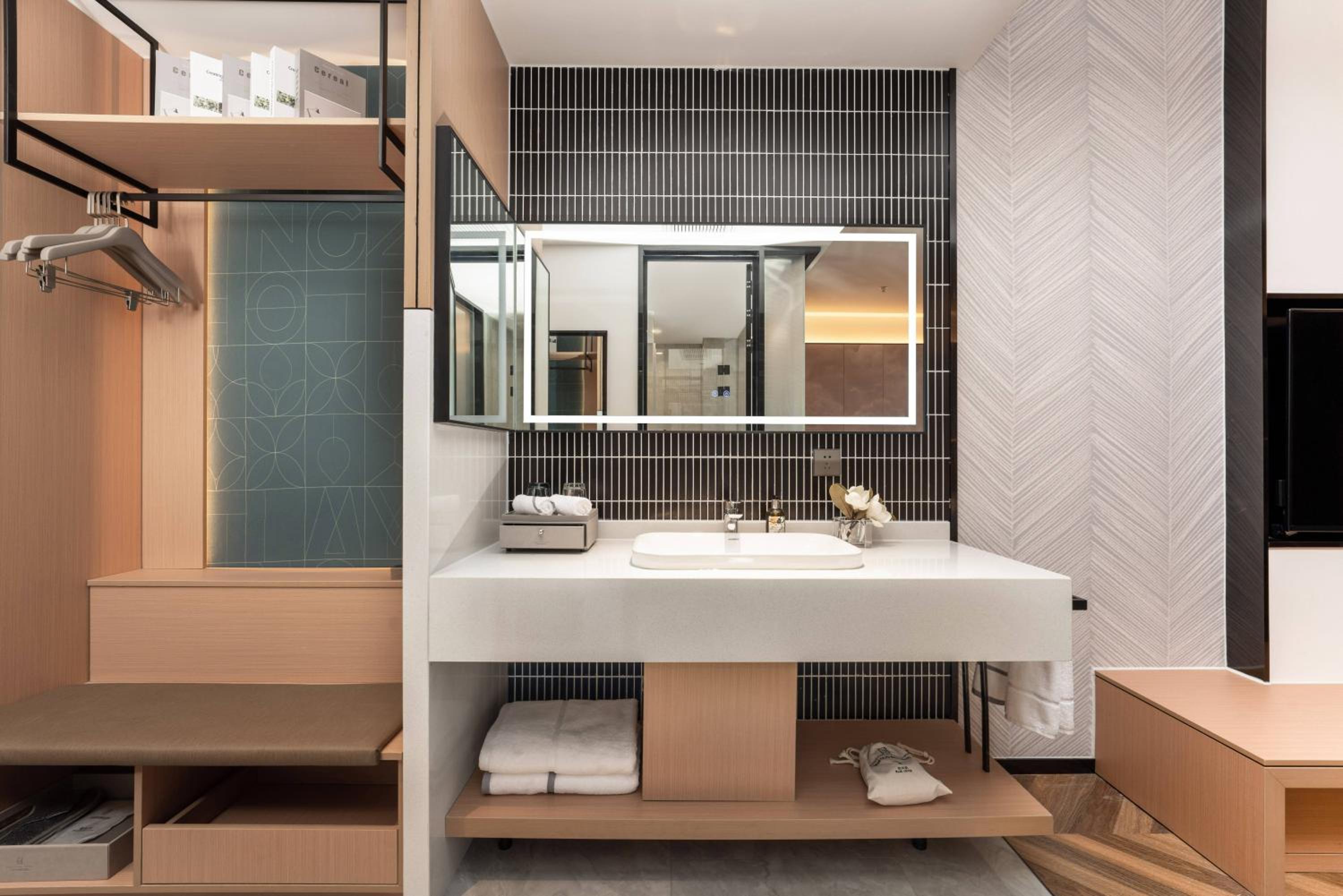Family Room photo 2