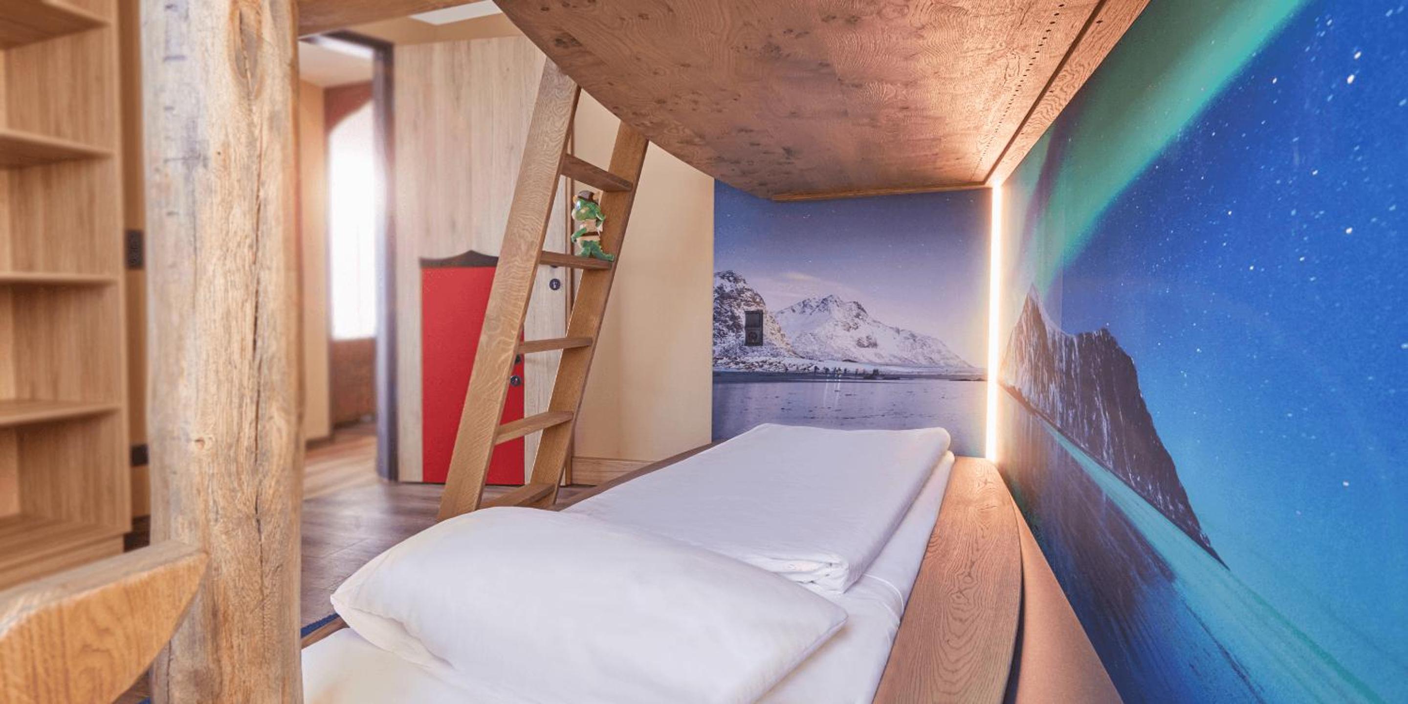 Family Suite Landside