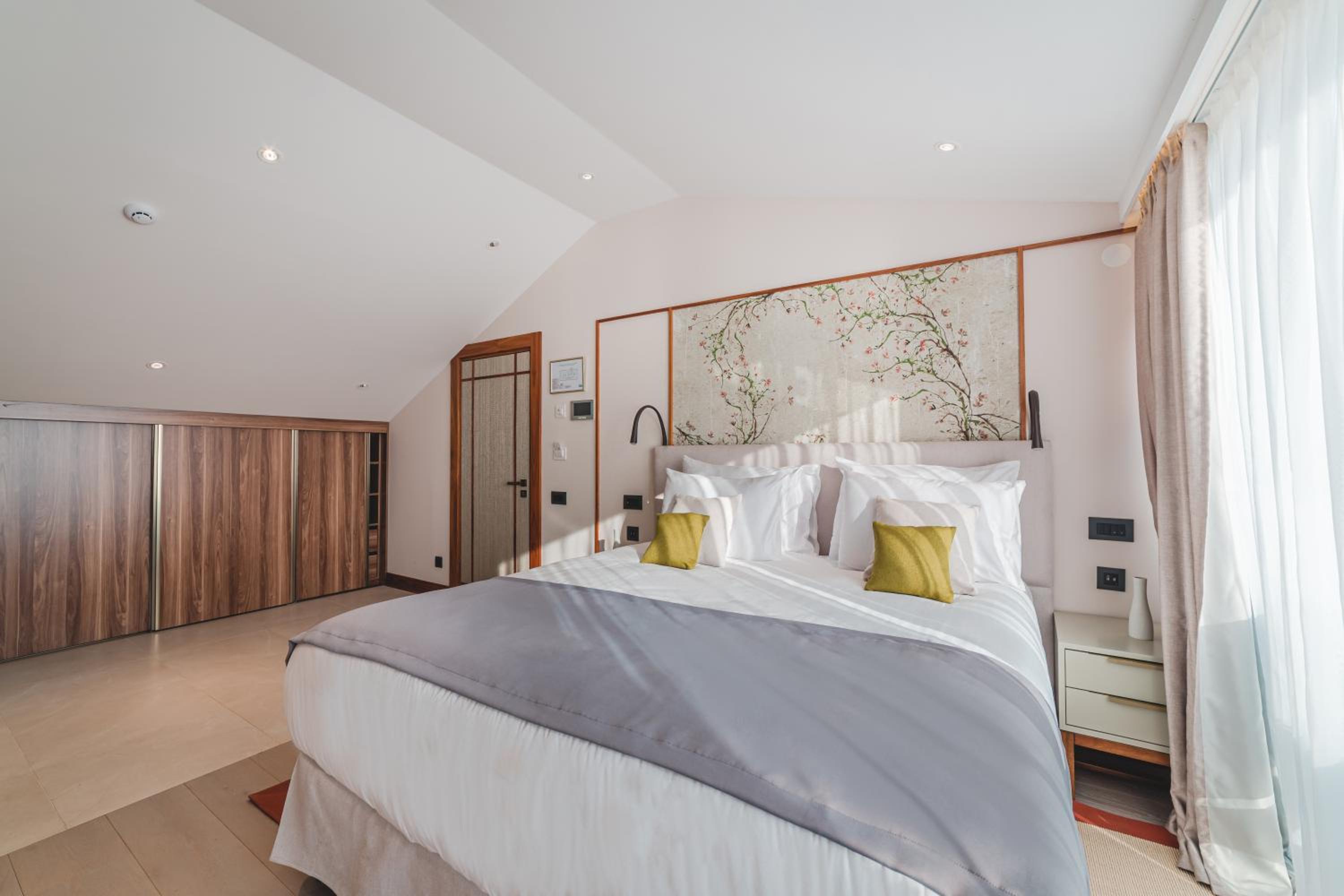 Junior Suite with Sea View - Photo 1
