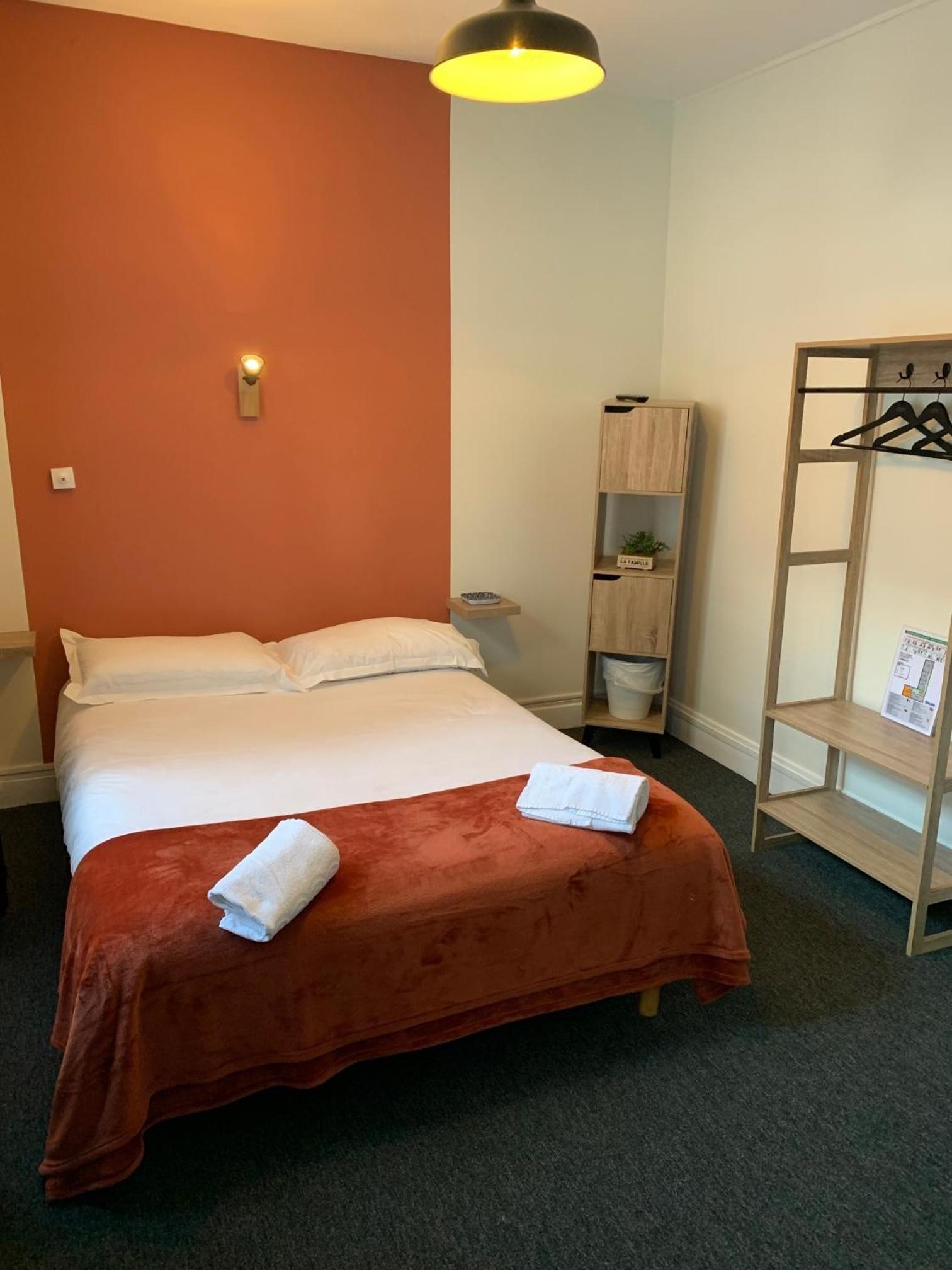 Quadruple Room - Photo 1