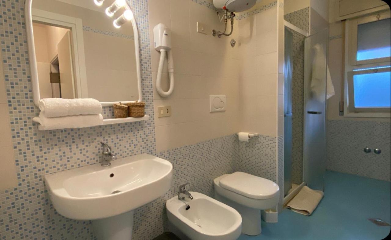 Two-Bedroom Apartment photo 3