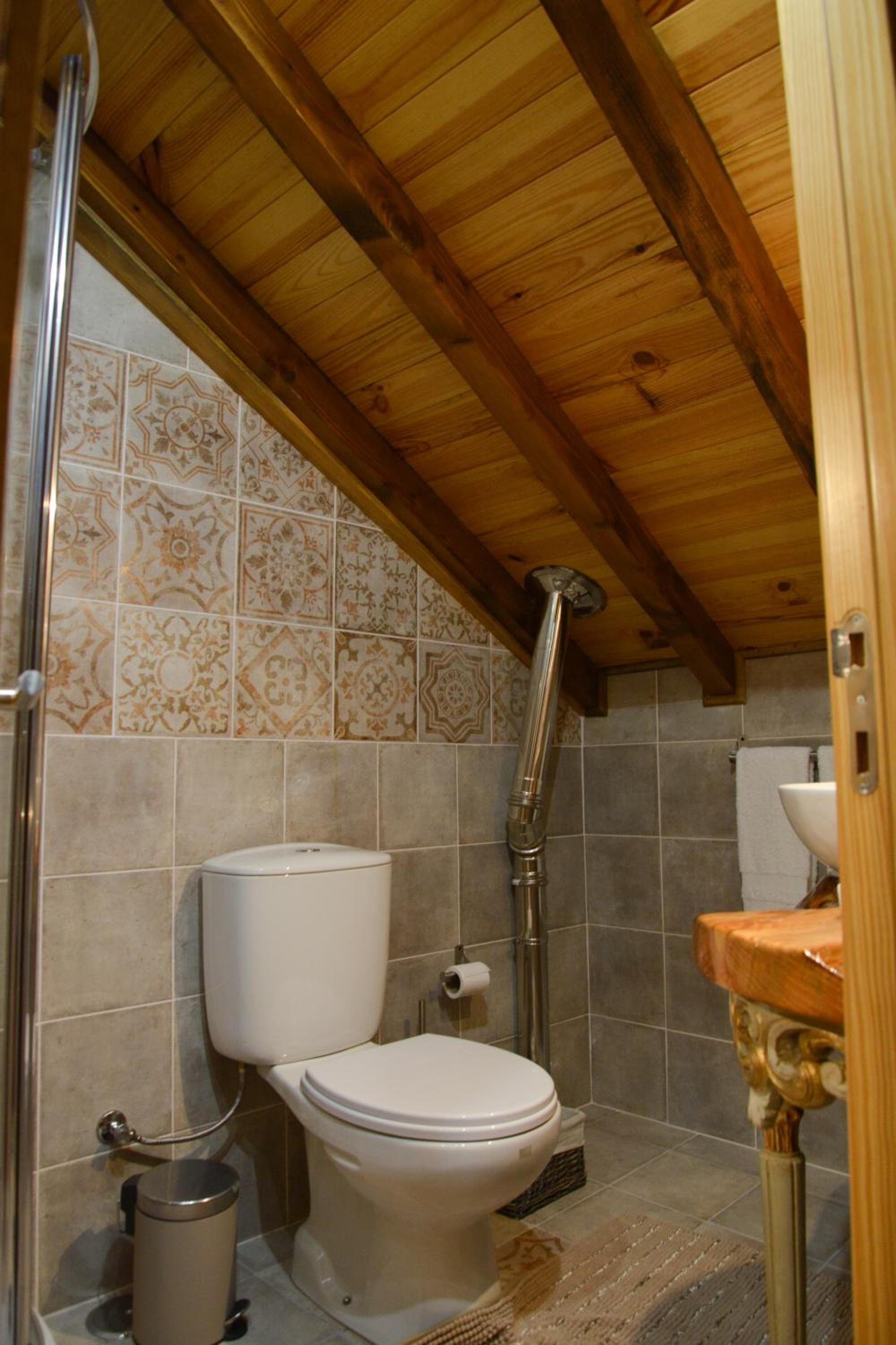 Two-Bedroom House photo 2