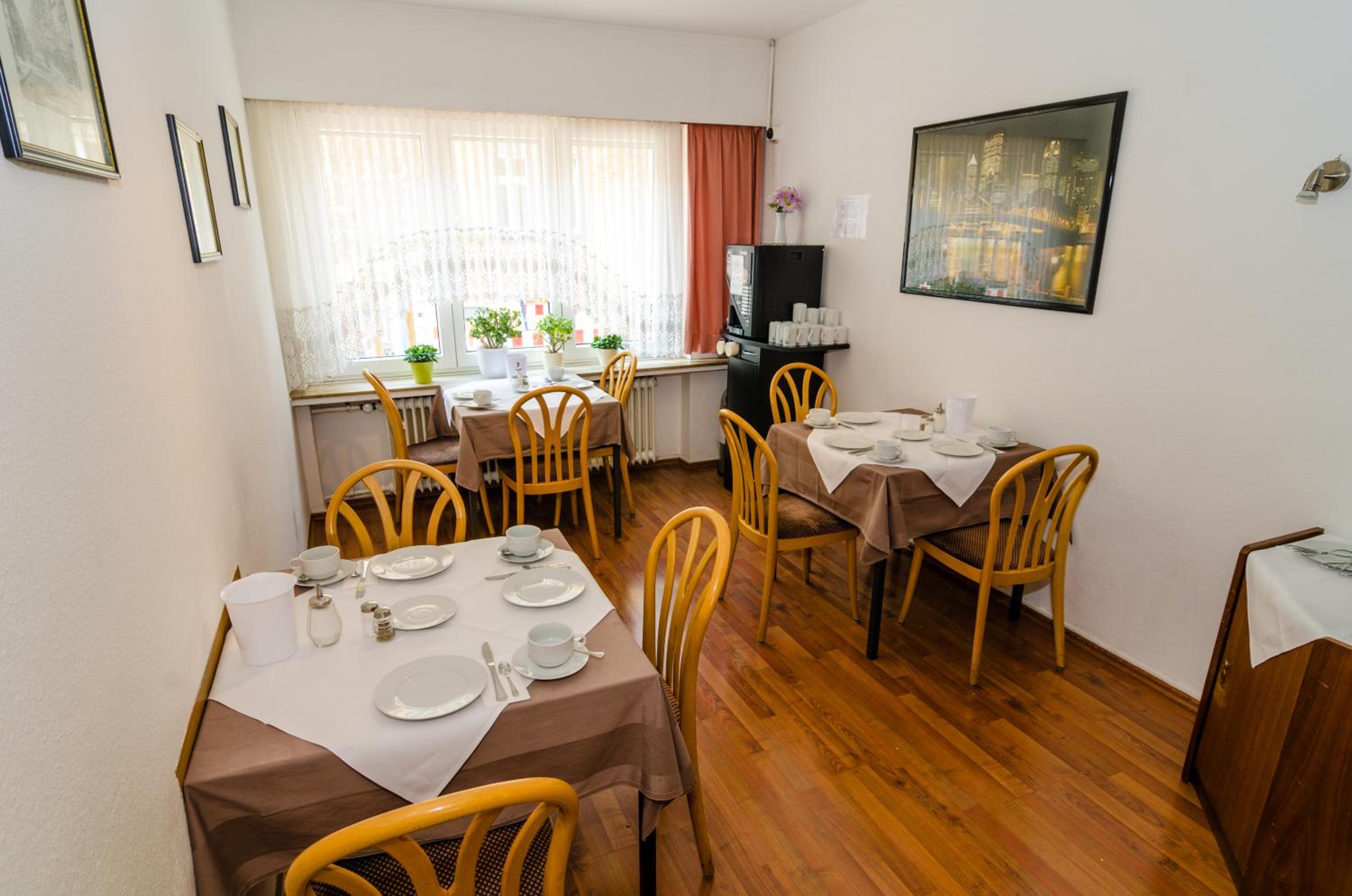 Double Room - Photo 3
