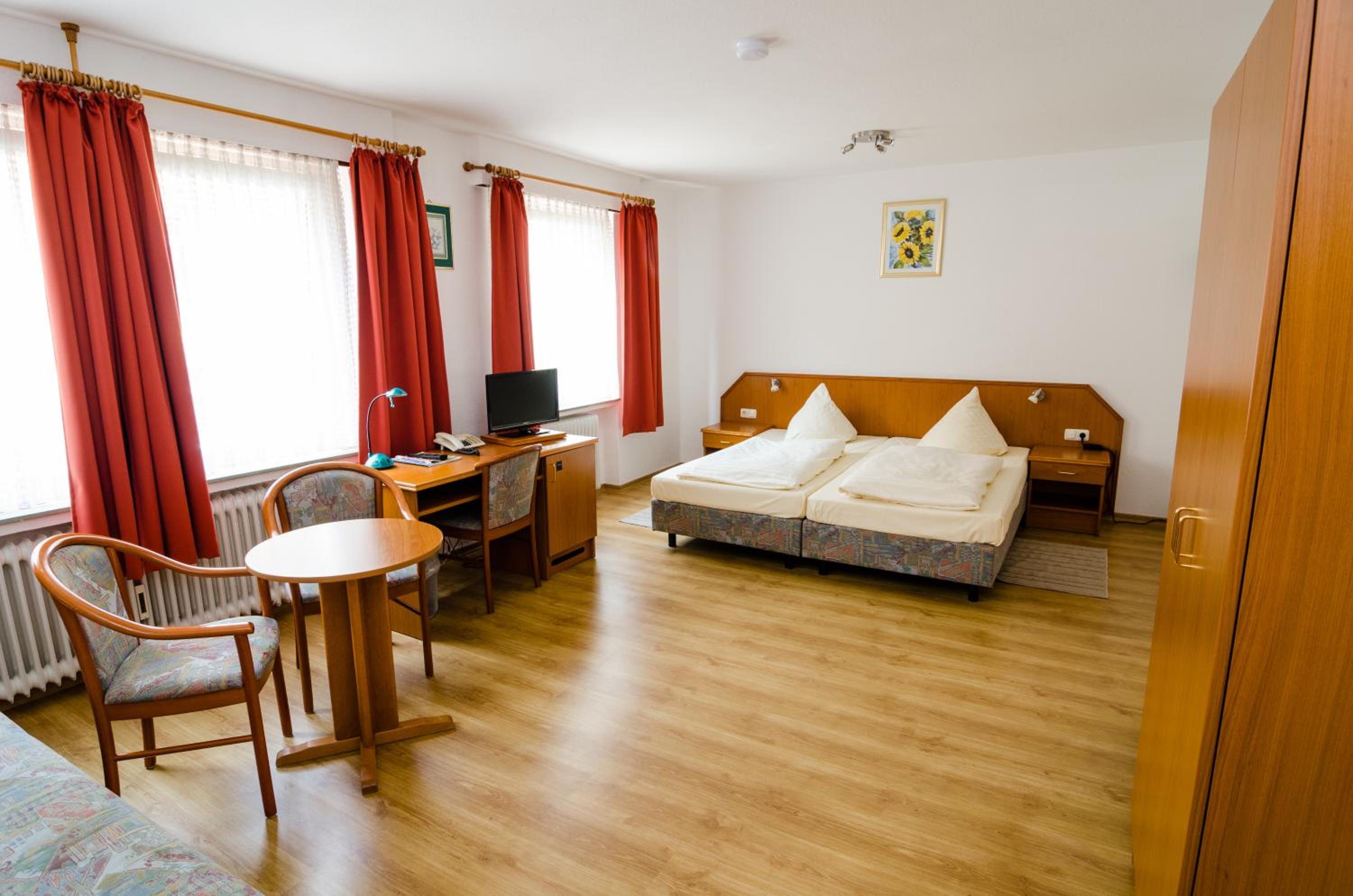 Double Room - Photo 1