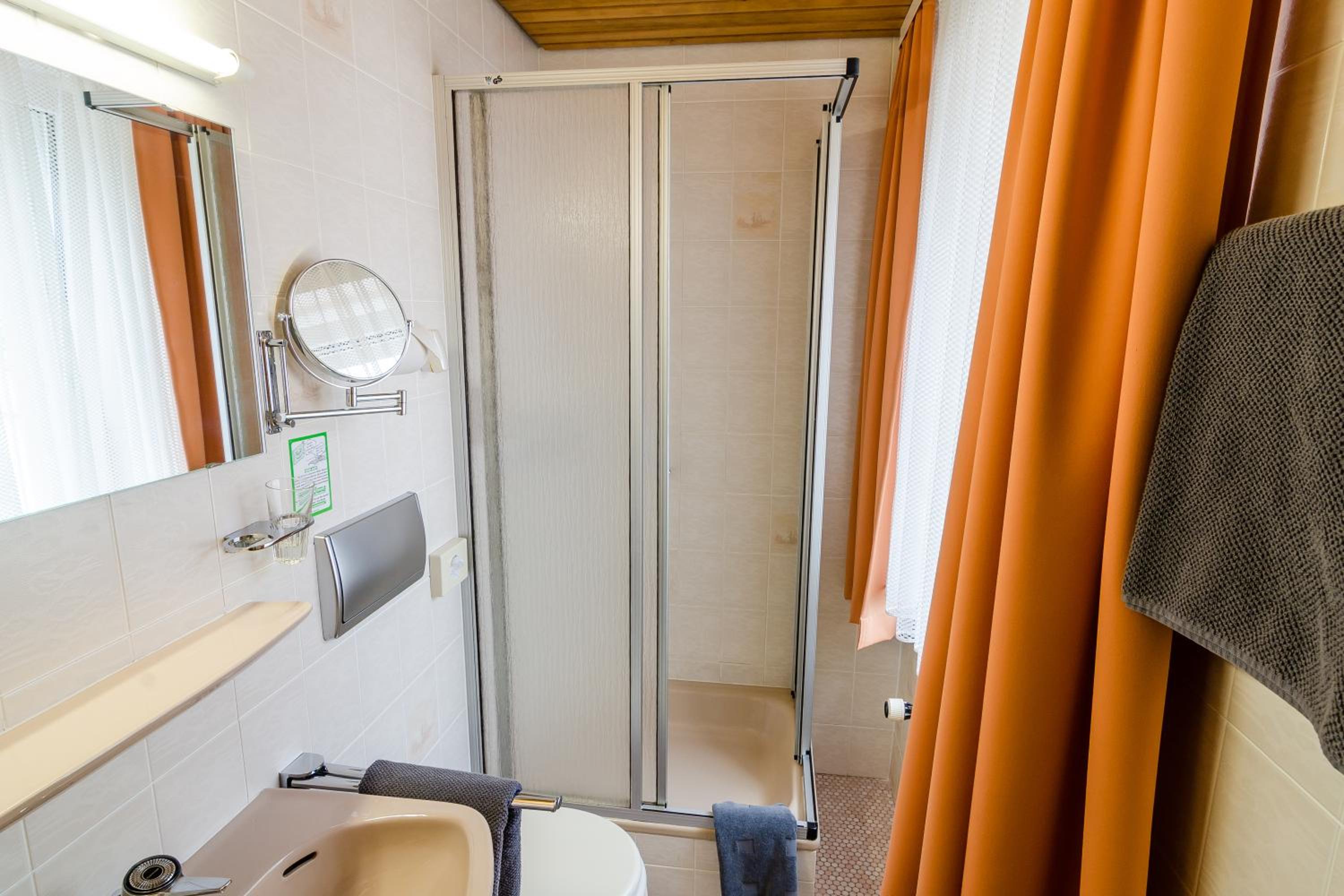 Double Room - Photo 2