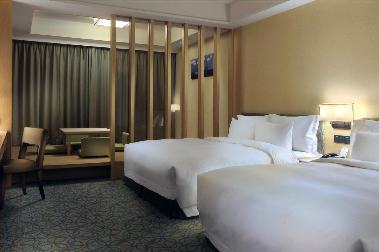 Japanese-Style Room