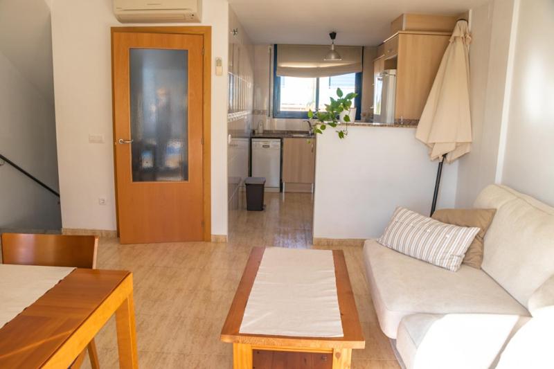 Casa de cuatro habitaciones