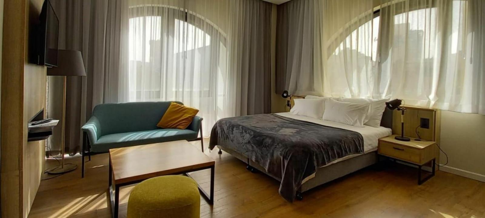 Comfort Family Room - Photo 16