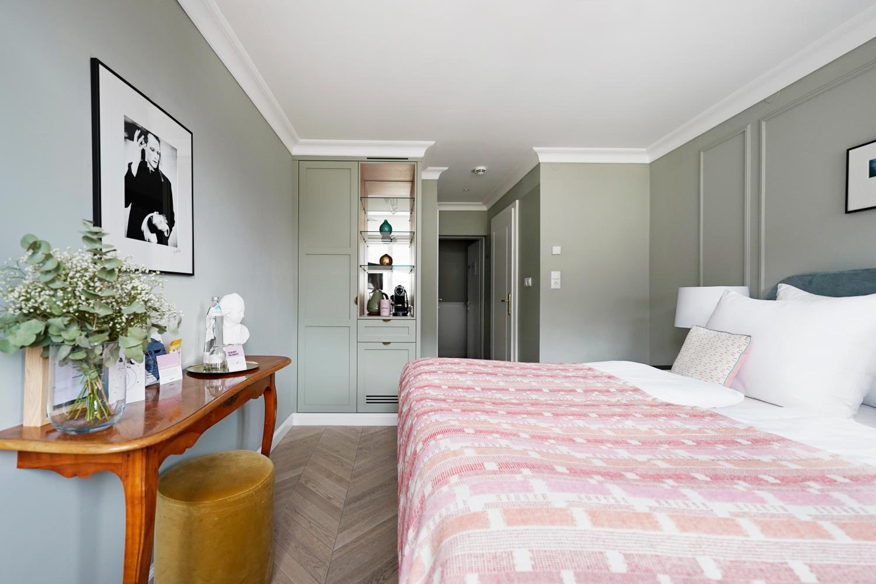 Standard Room photo 3