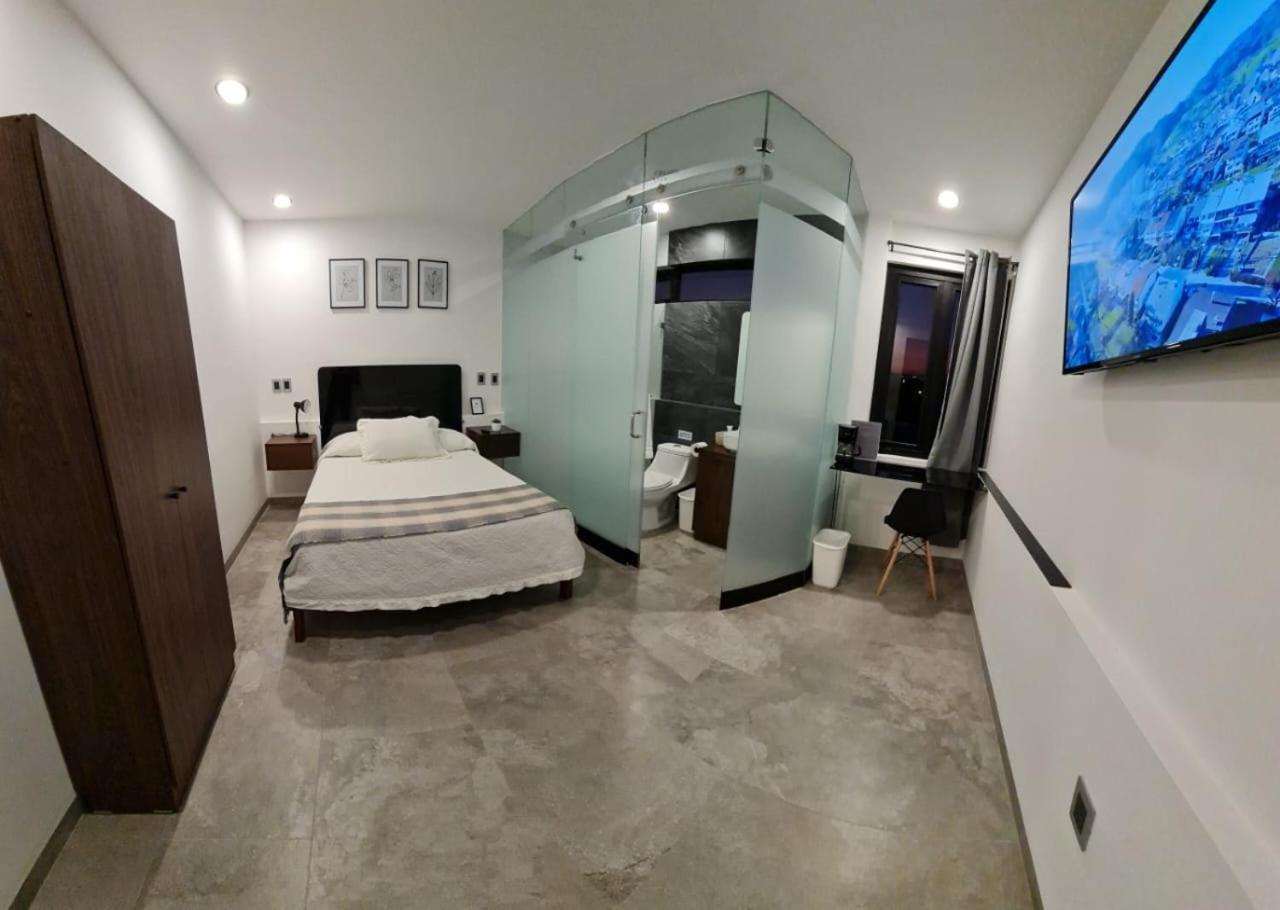 Double Room - Photo 1