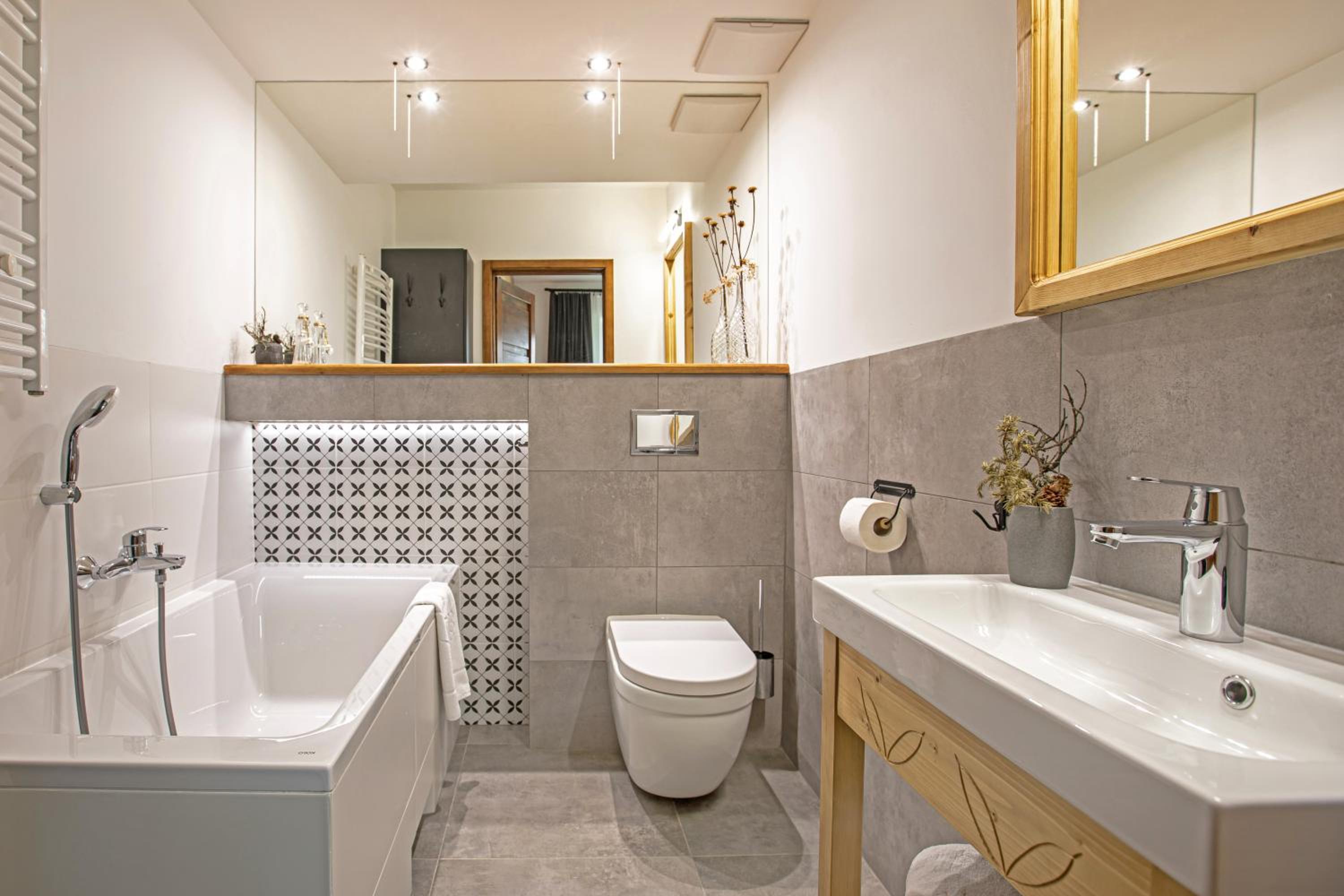 Two-Bedroom Apartment - Photo 9