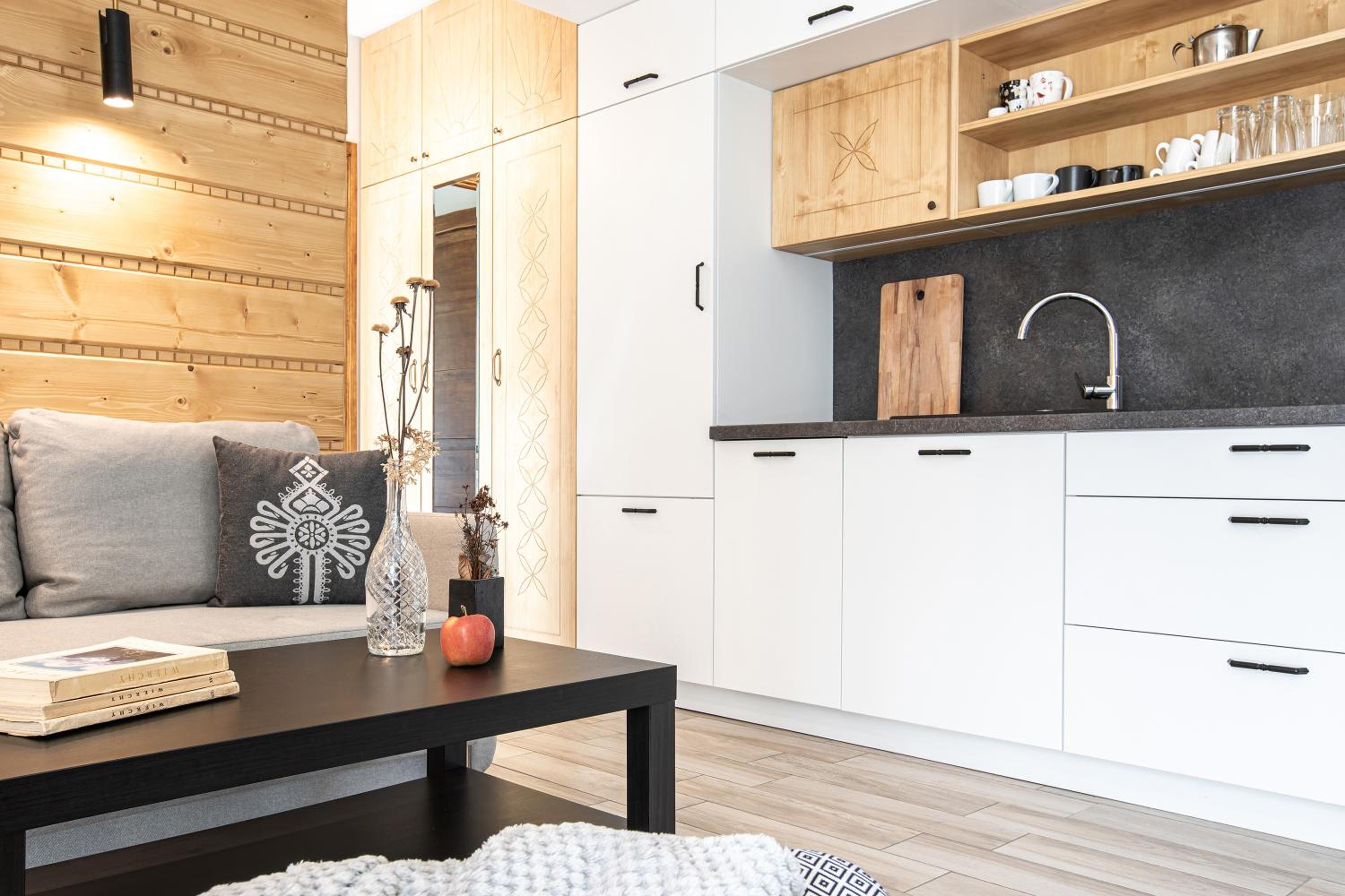 Two-Bedroom Apartment - Photo 14