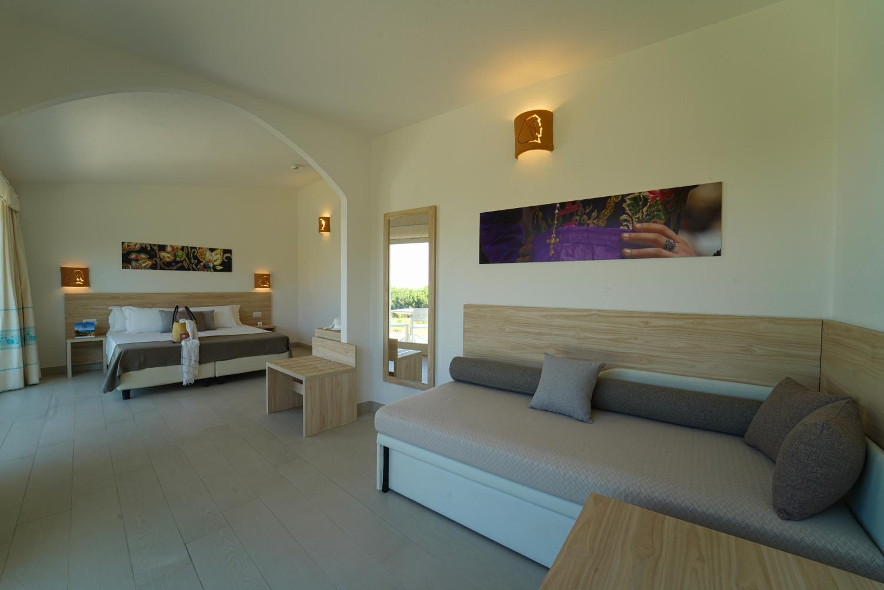 Superior Triple Room with Sea View - Photo 1