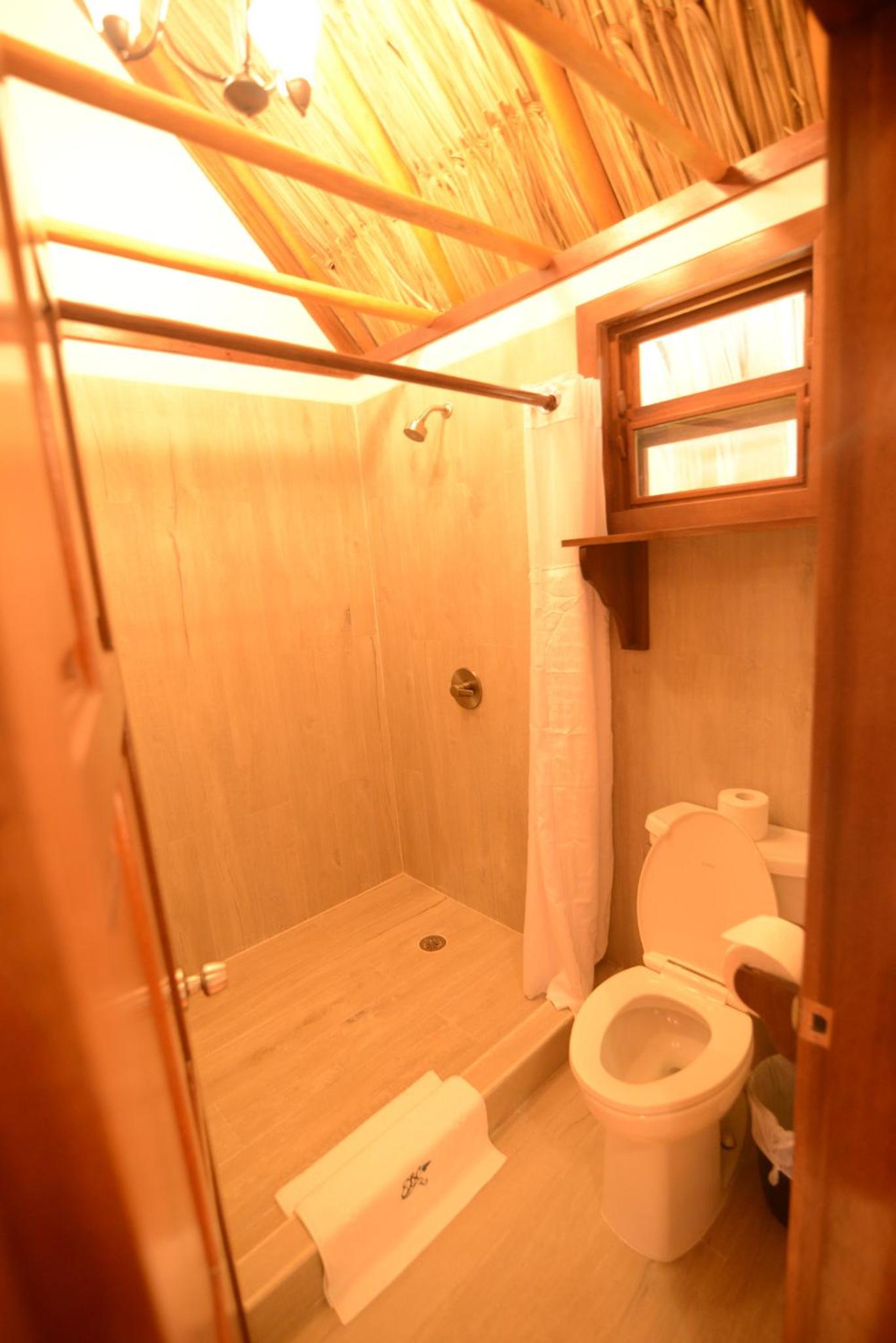 Queen Suite with Sea View photo 3