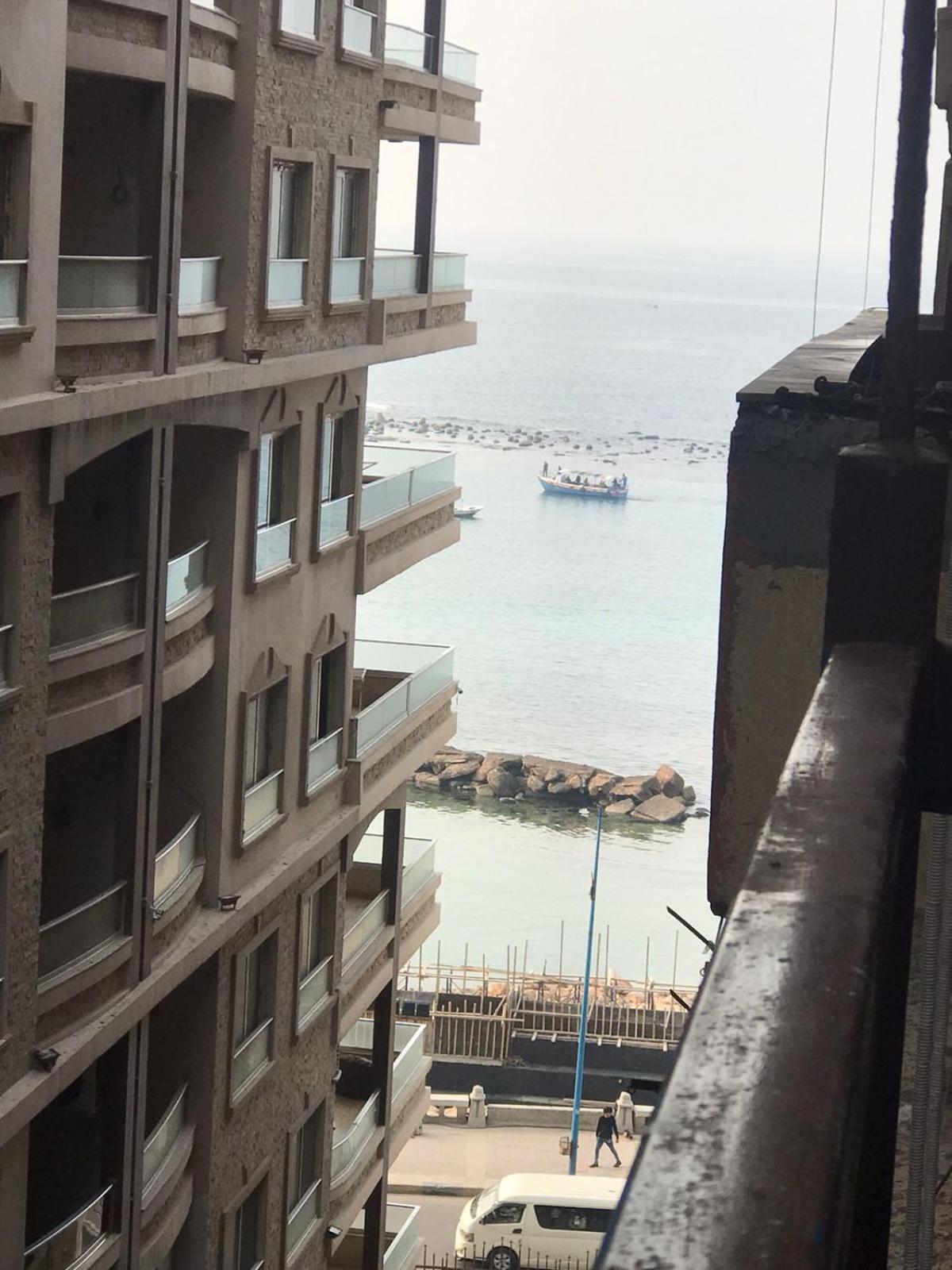 Apartment with Sea View - Photo 35