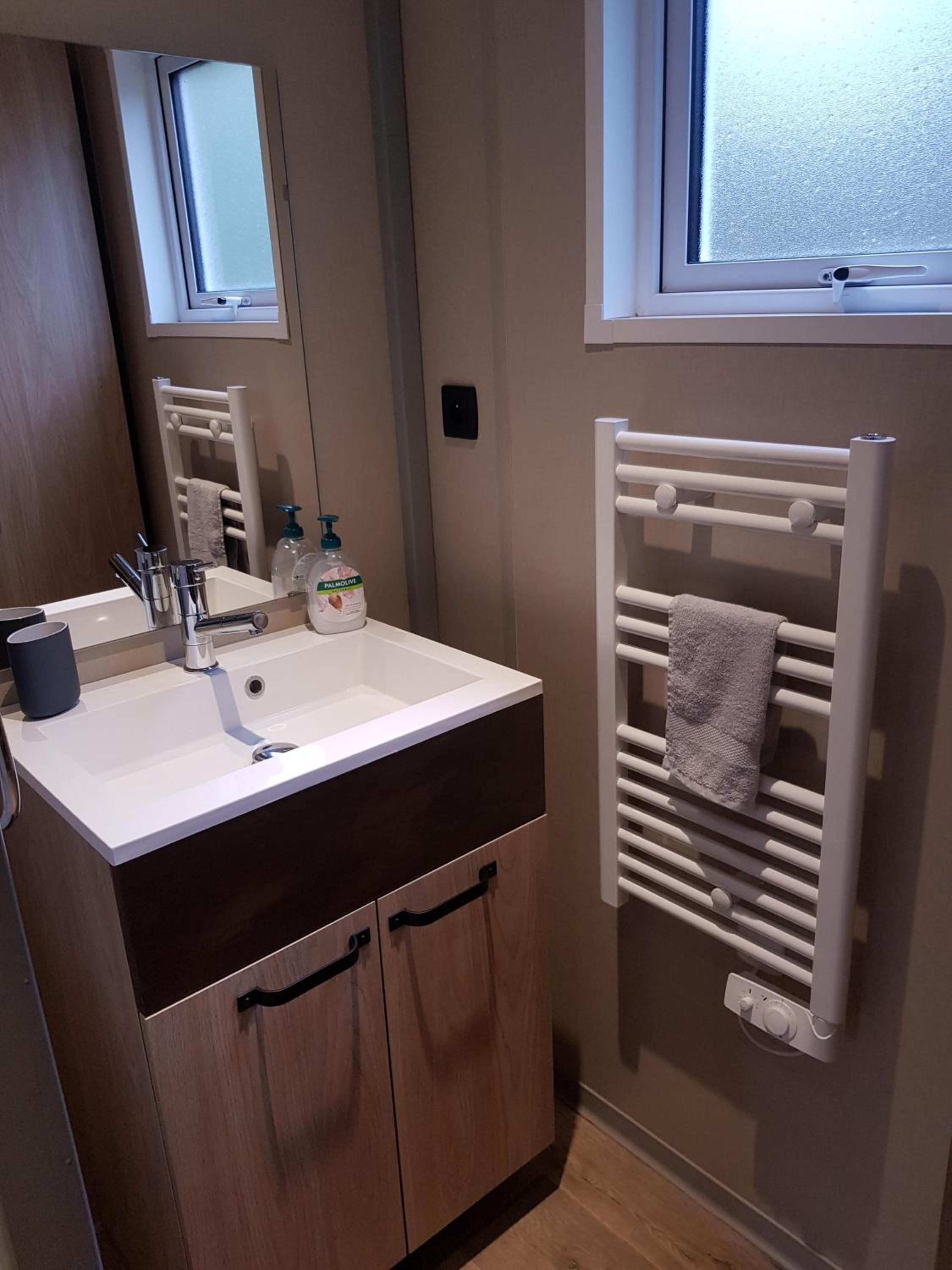 Three-Bedroom Chalet - Photo 12
