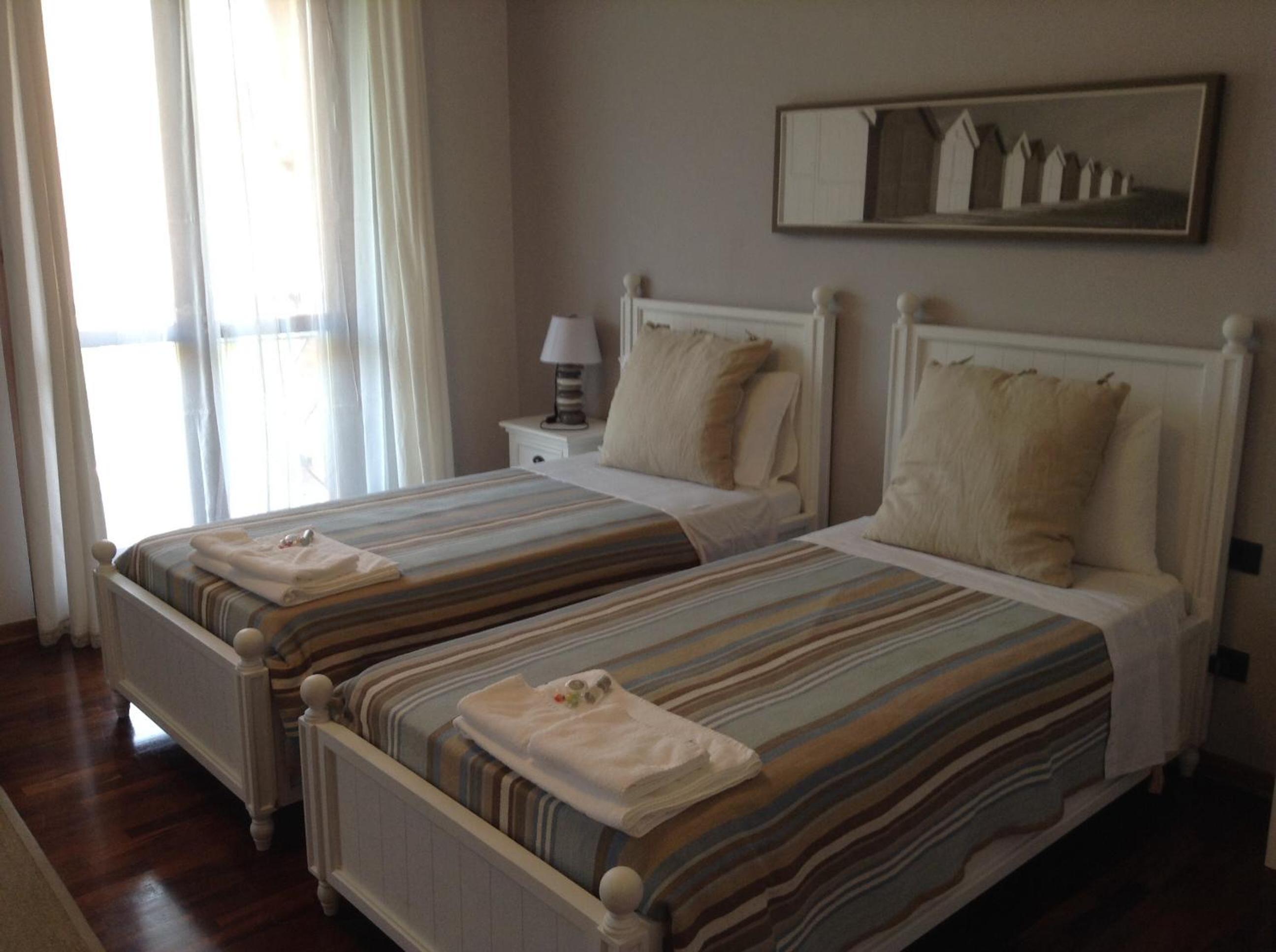 Comfort Triple Room with Shower - Photo 1