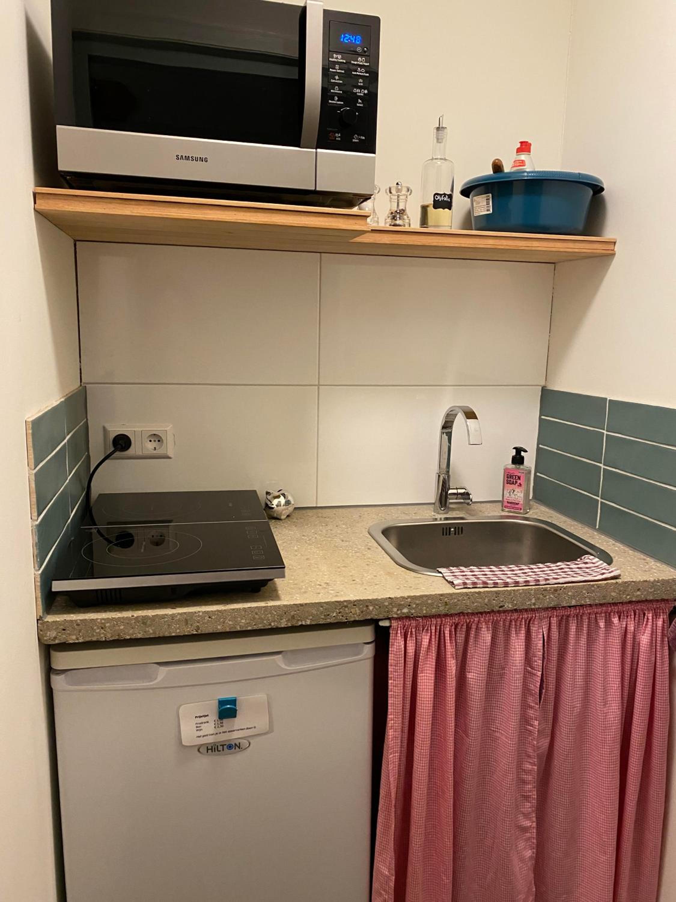 Double Room with Private Bathroom photo 2