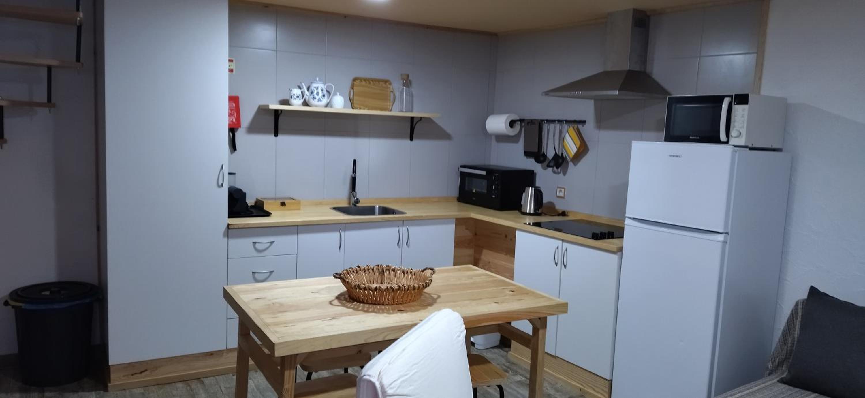 One-Bedroom House - Photo 20