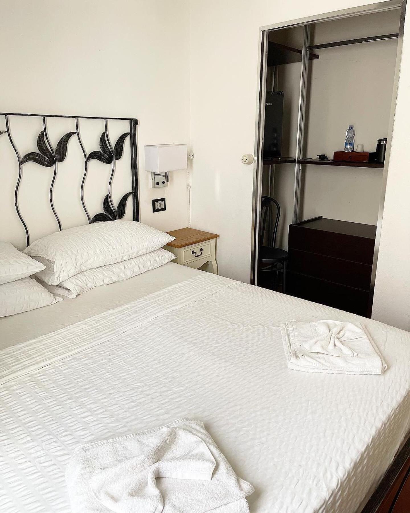 Superior Double Room - Photo 2