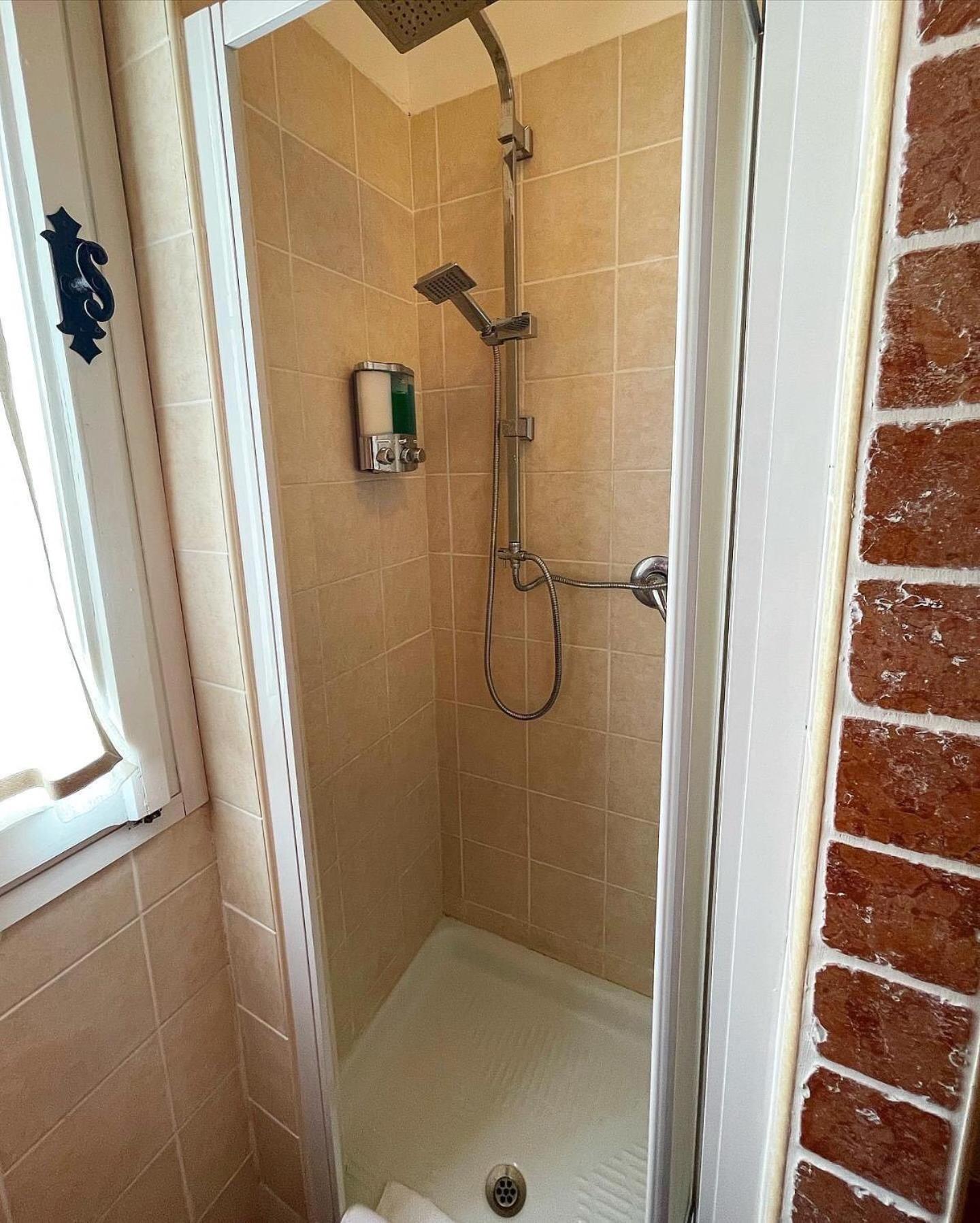  Suite with Sea View - Photo 2