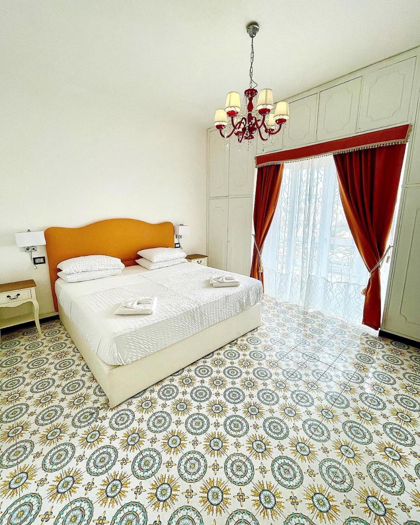  Suite with Sea View - Photo 1