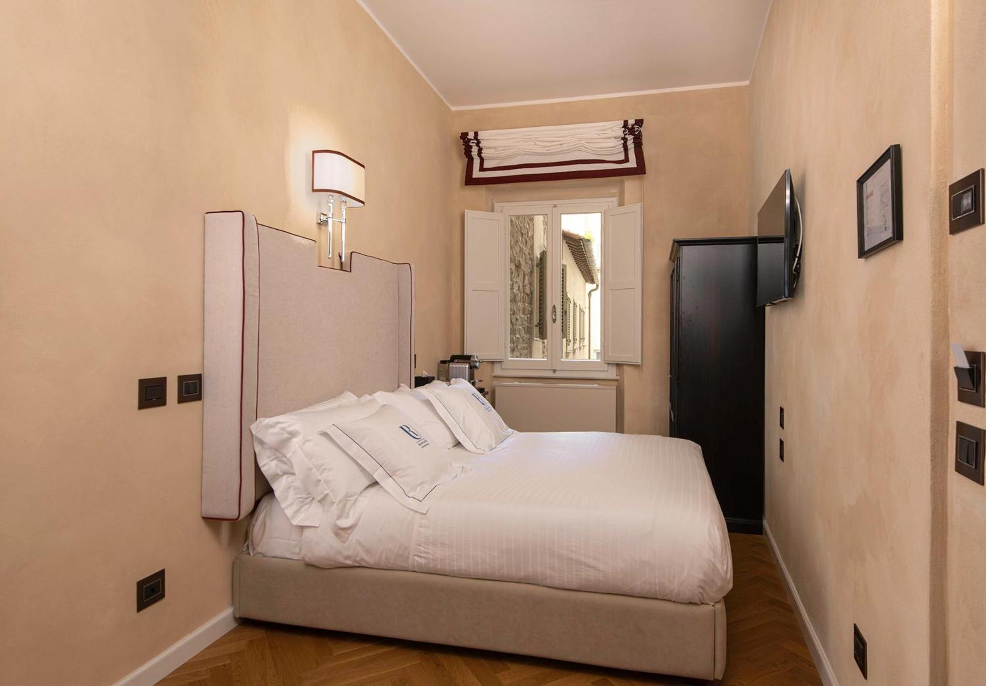 Small Double Room photo 1