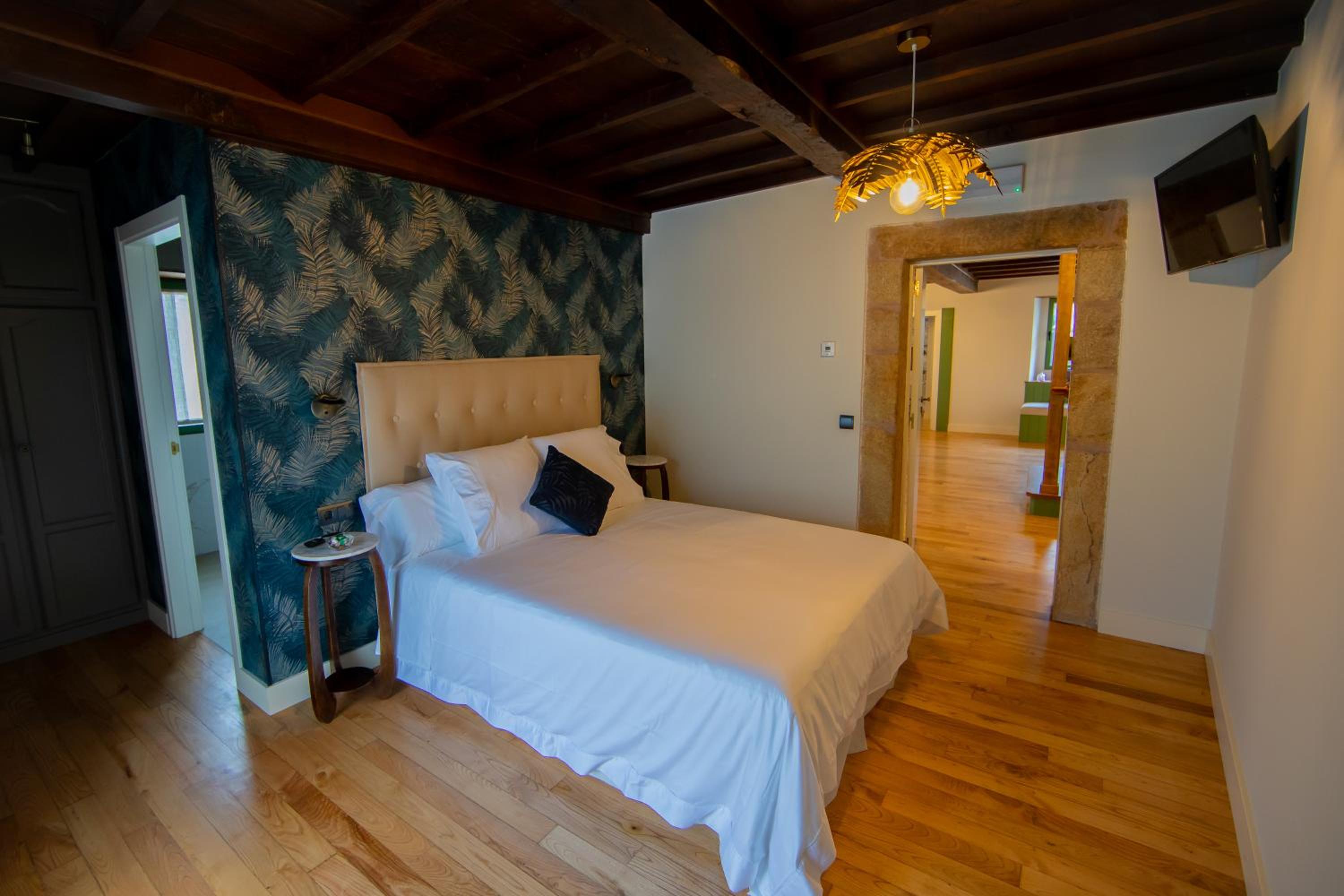 Superior Double or Twin Room with Garden View - Photo 1