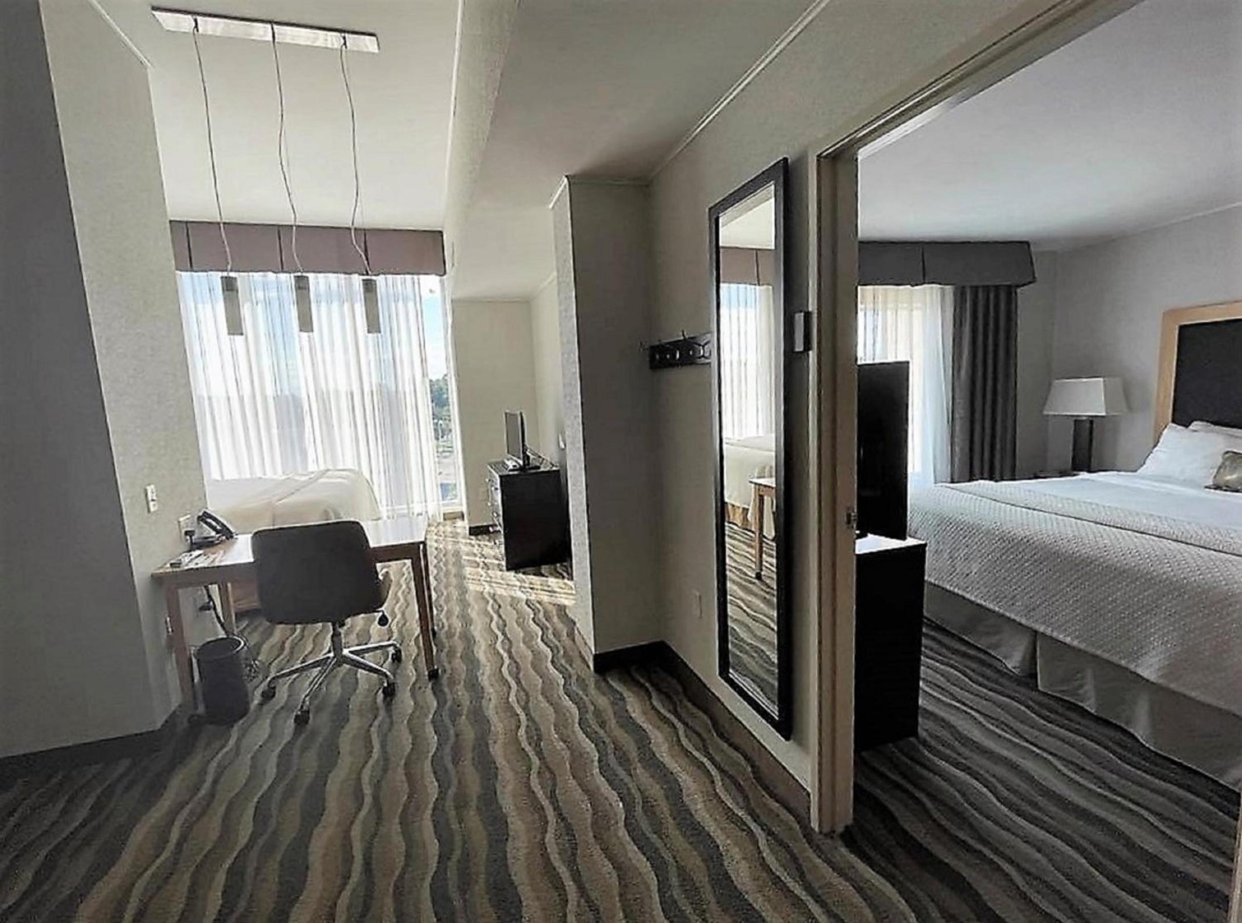 2 King Beds, Two-Bedroom, Suite, Non-Smoking photo 1
