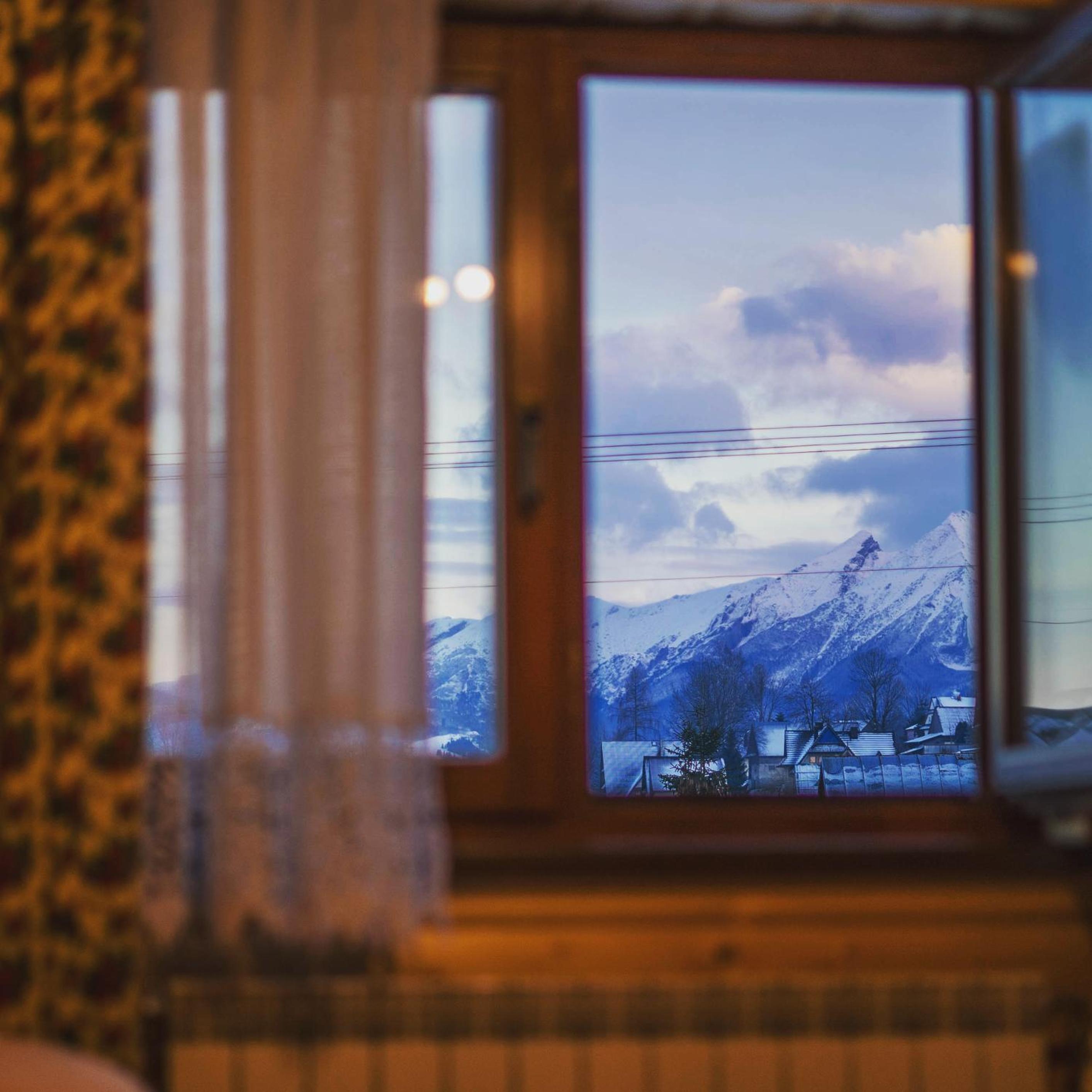 Double Room with Mountain View - Photo 9