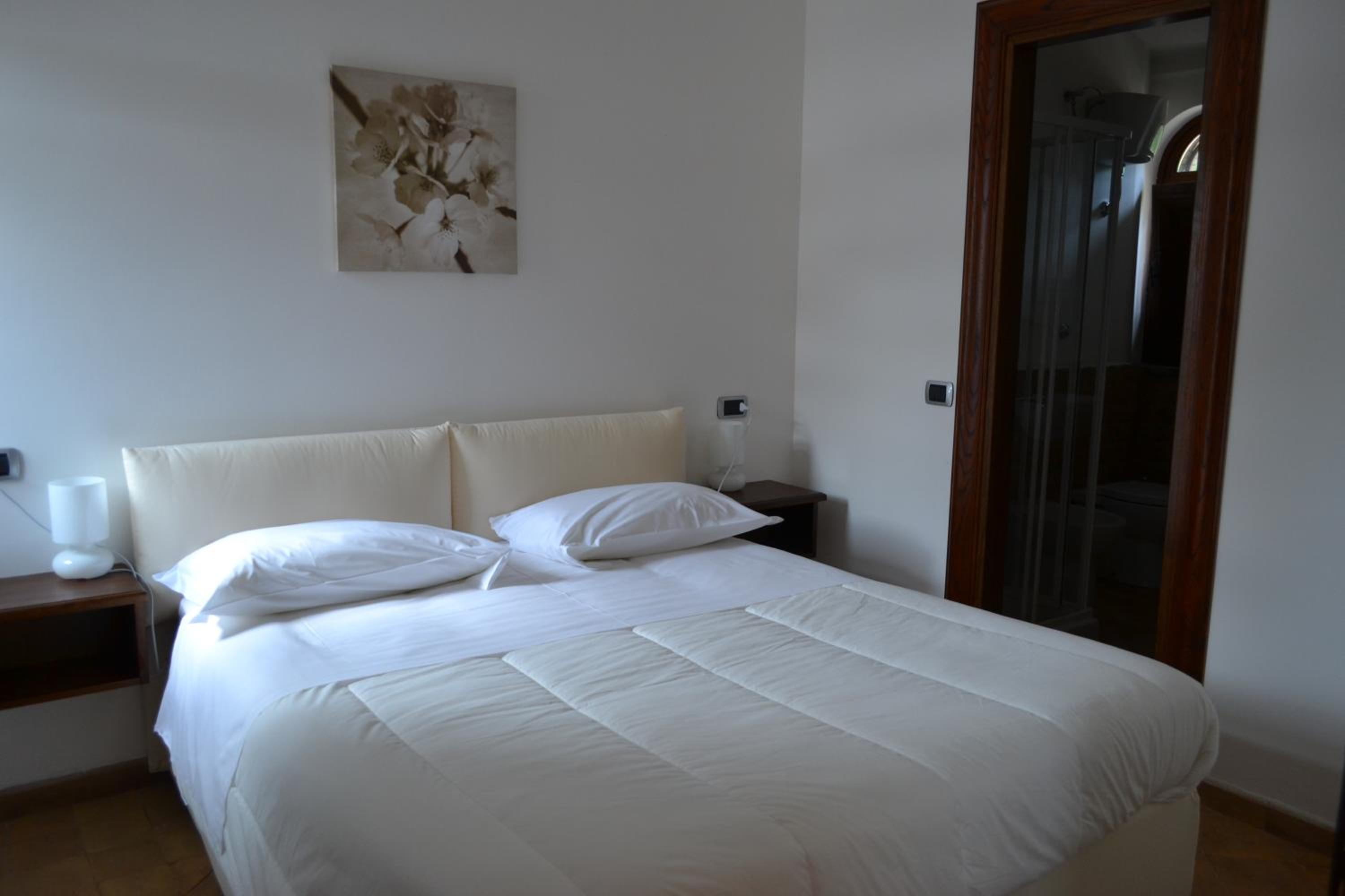 Quadruple Room - Photo 1