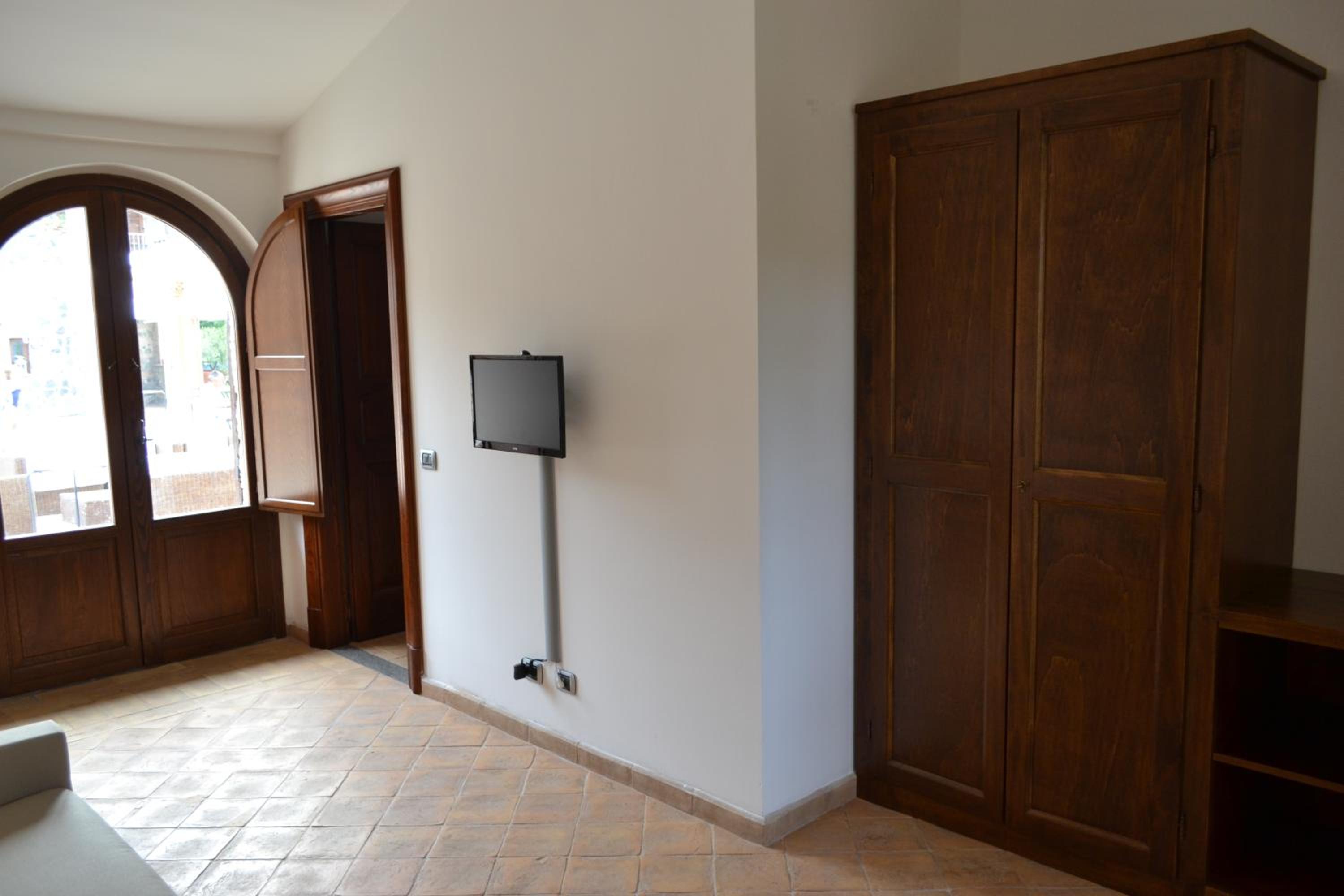 Quadruple Room - Photo 5