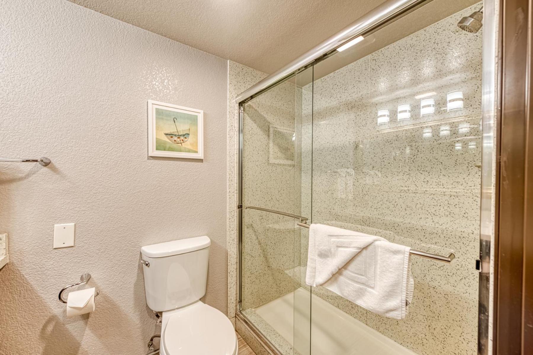 Standard King Room - Non Smoking - Photo 4