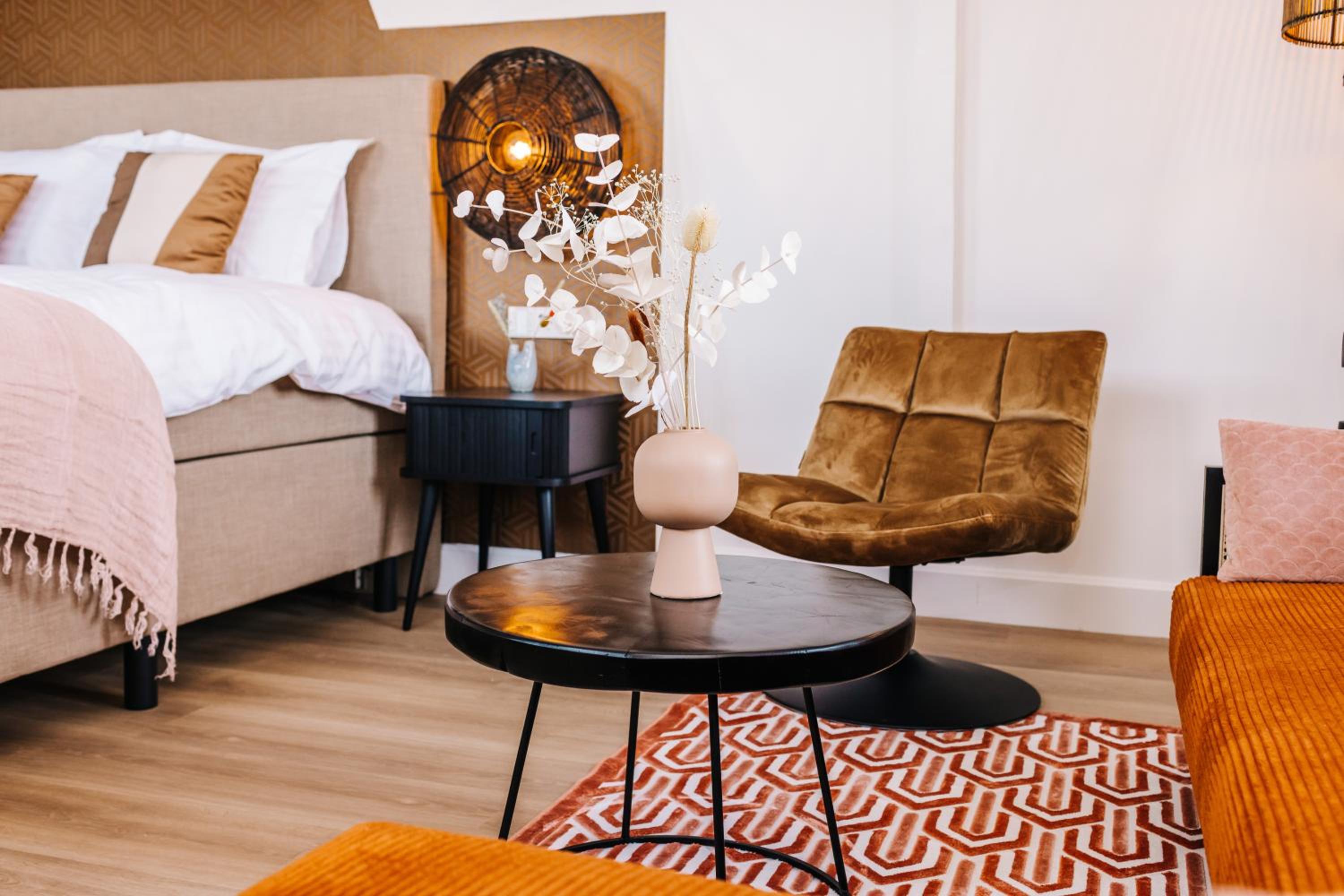 Suite with Terrace - Photo 8