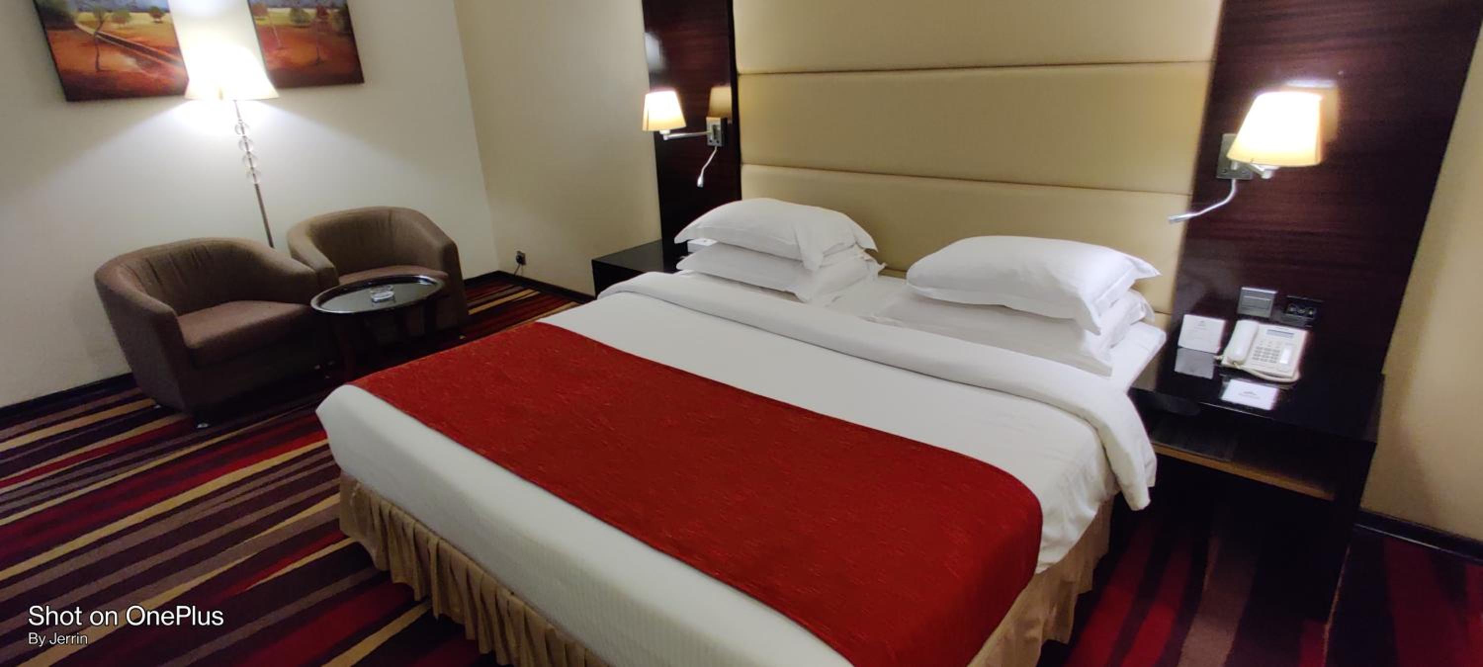 Standard Twin Room — photo 7