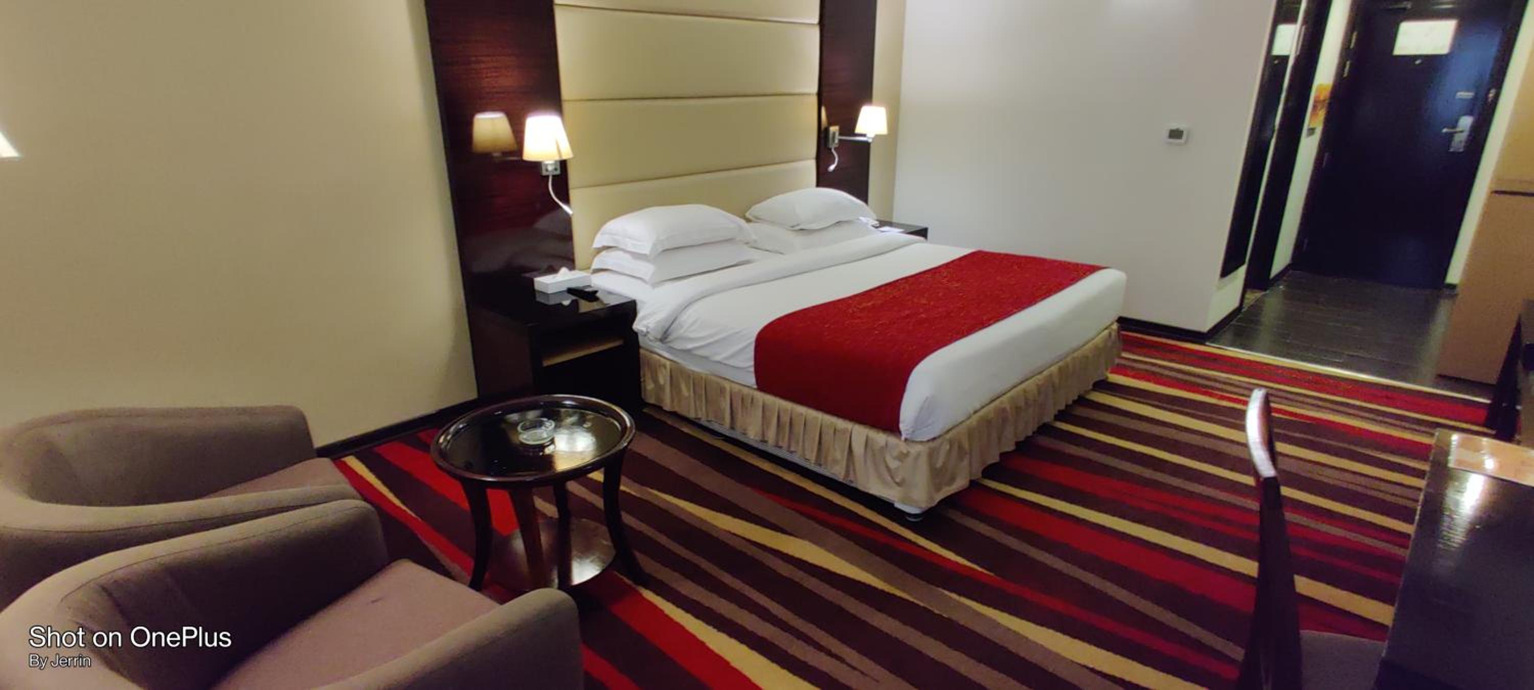 Standard Twin Room — photo 2