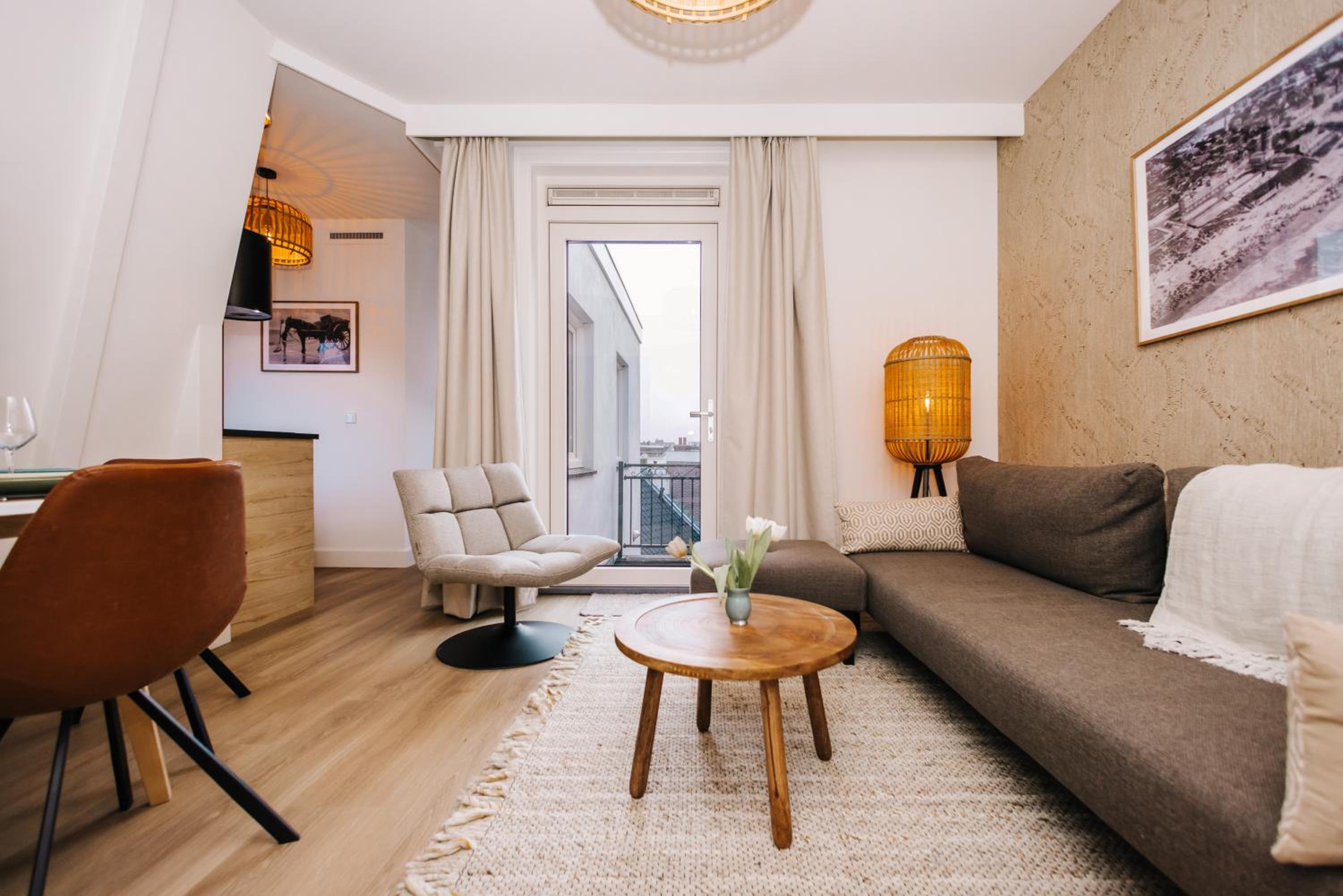 Suite with Balcony - Photo 1