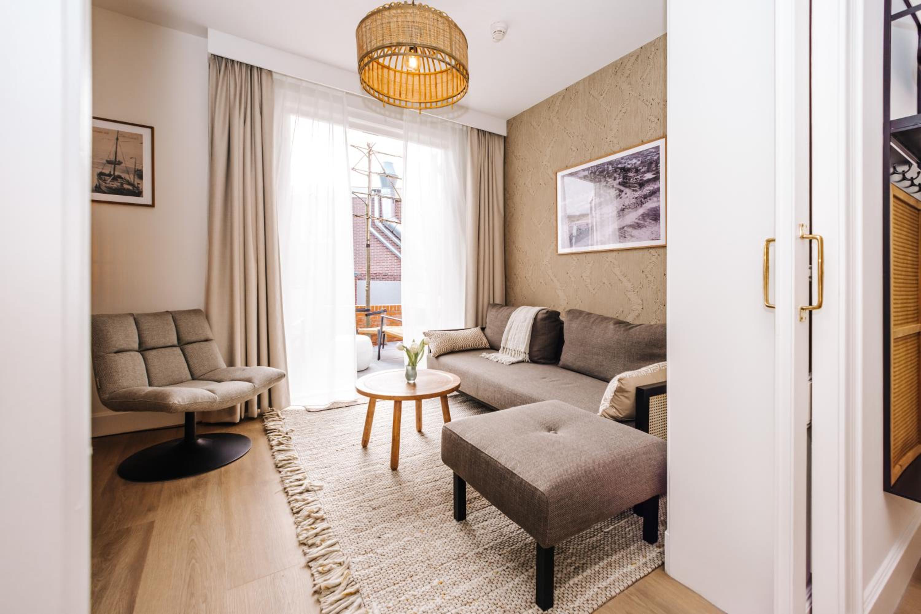 Suite with Spa Bath - Photo 5