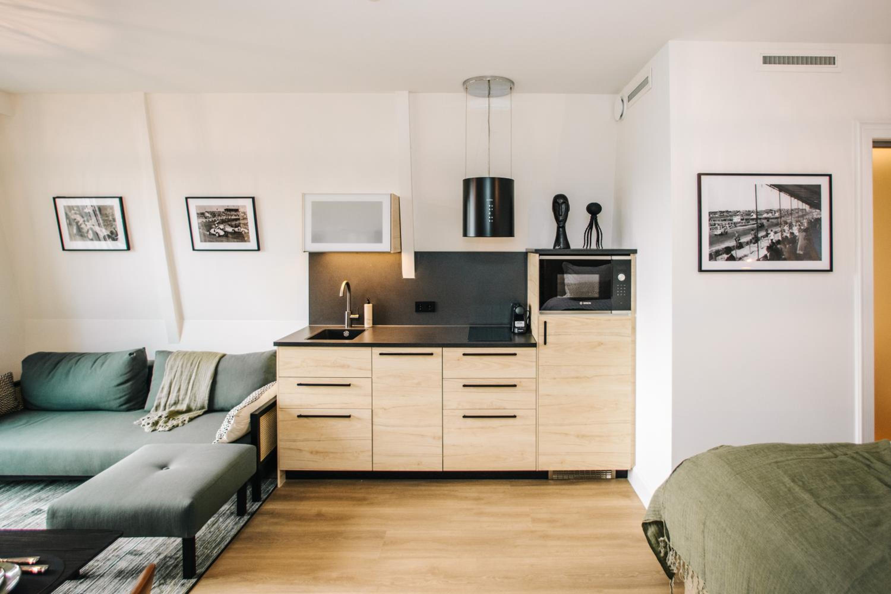Suite with Terrace - Photo 11