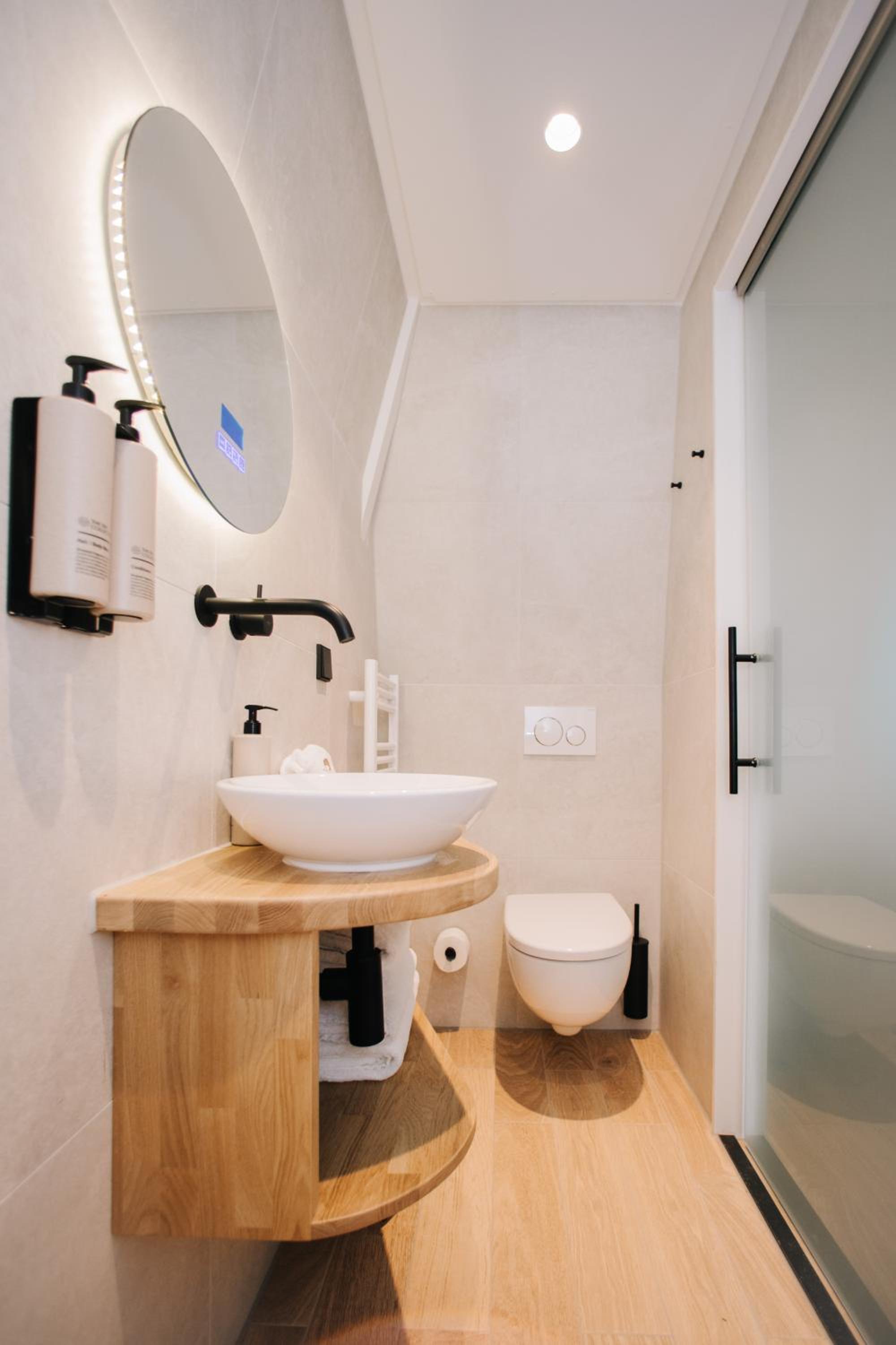 Suite with Terrace - Photo 2