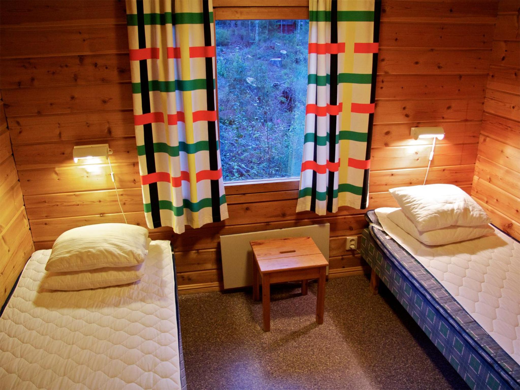 One-Bedroom Cottage (4 Adults) - No Pets - Photo 5