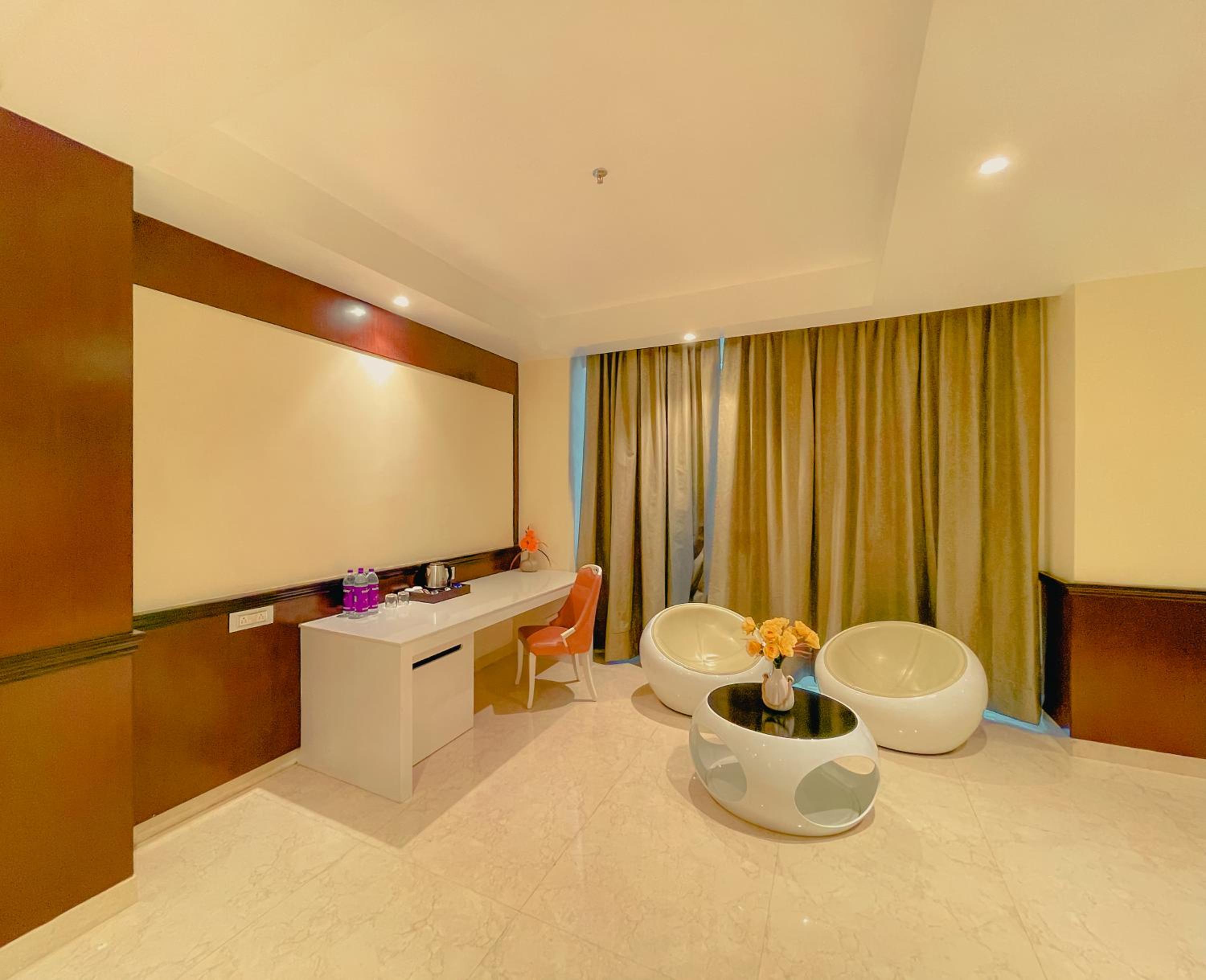 Executive Suite