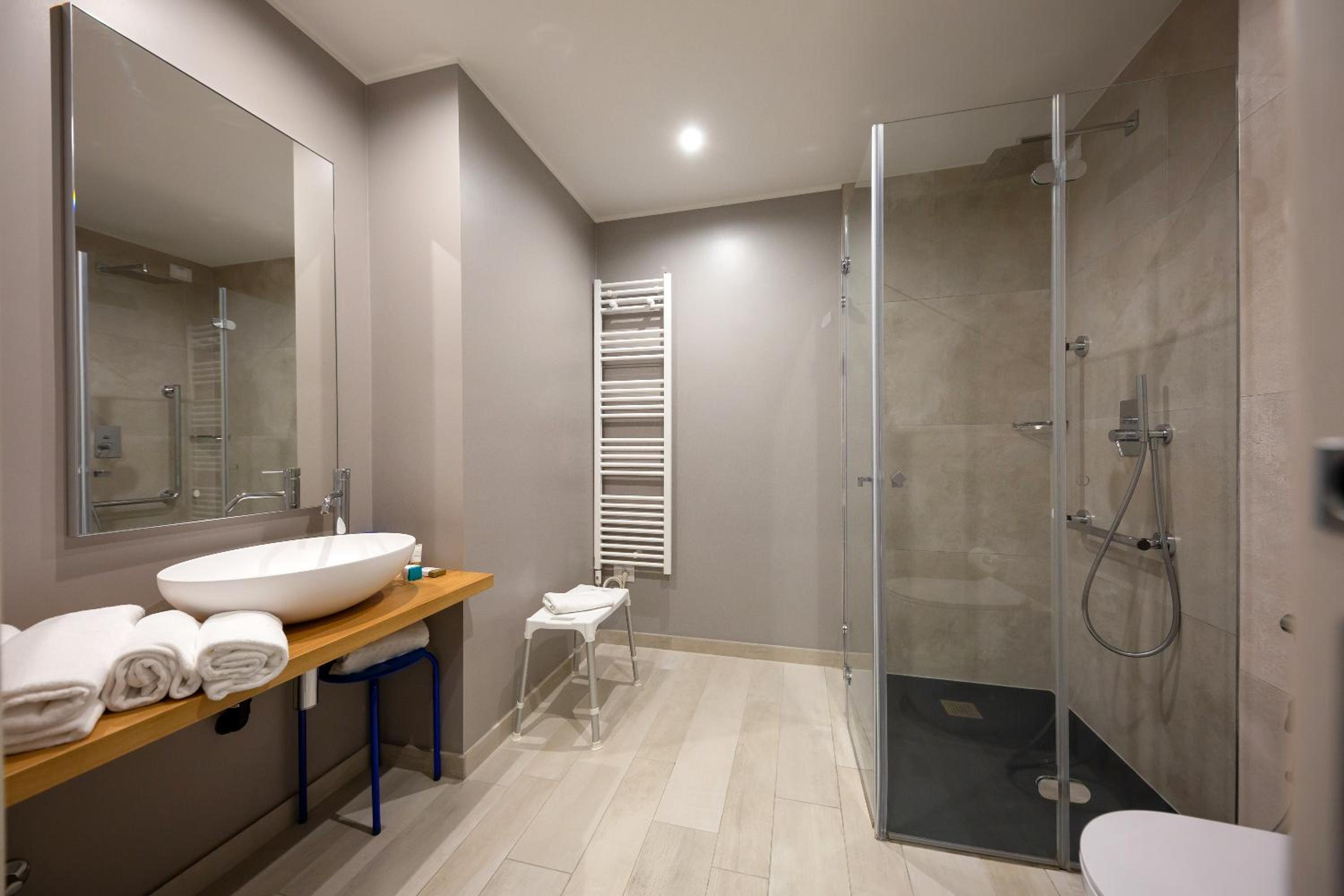 Comfort Room - Photo 5