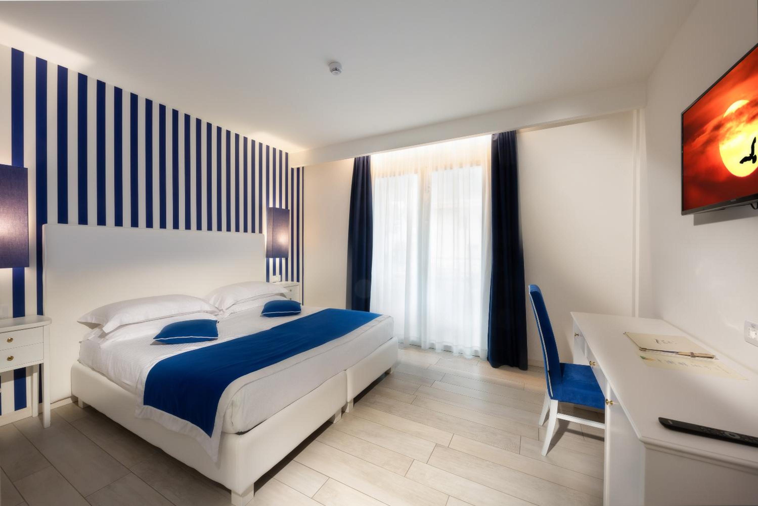 Comfort Room - Photo 1