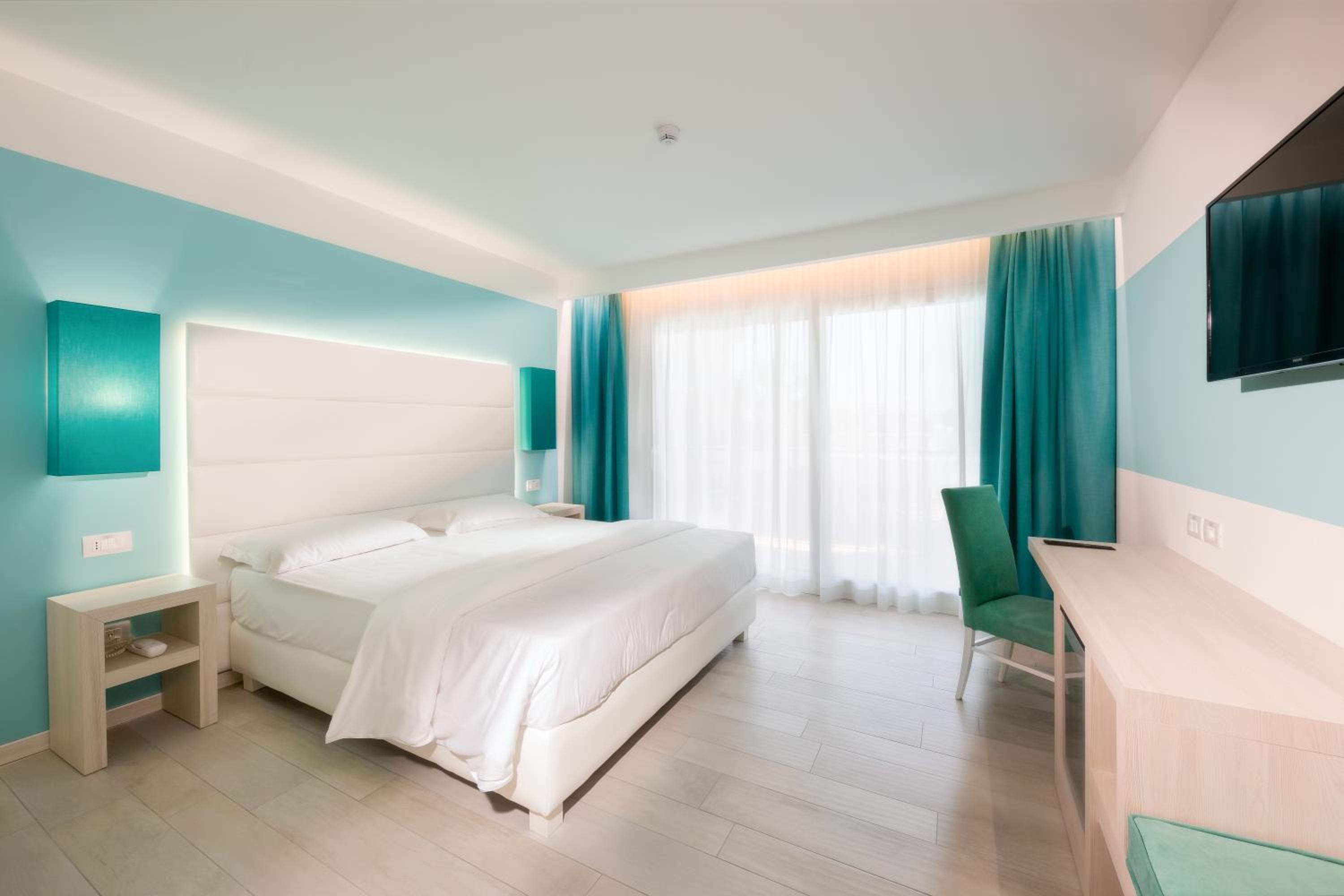 Comfort Room - Photo 2