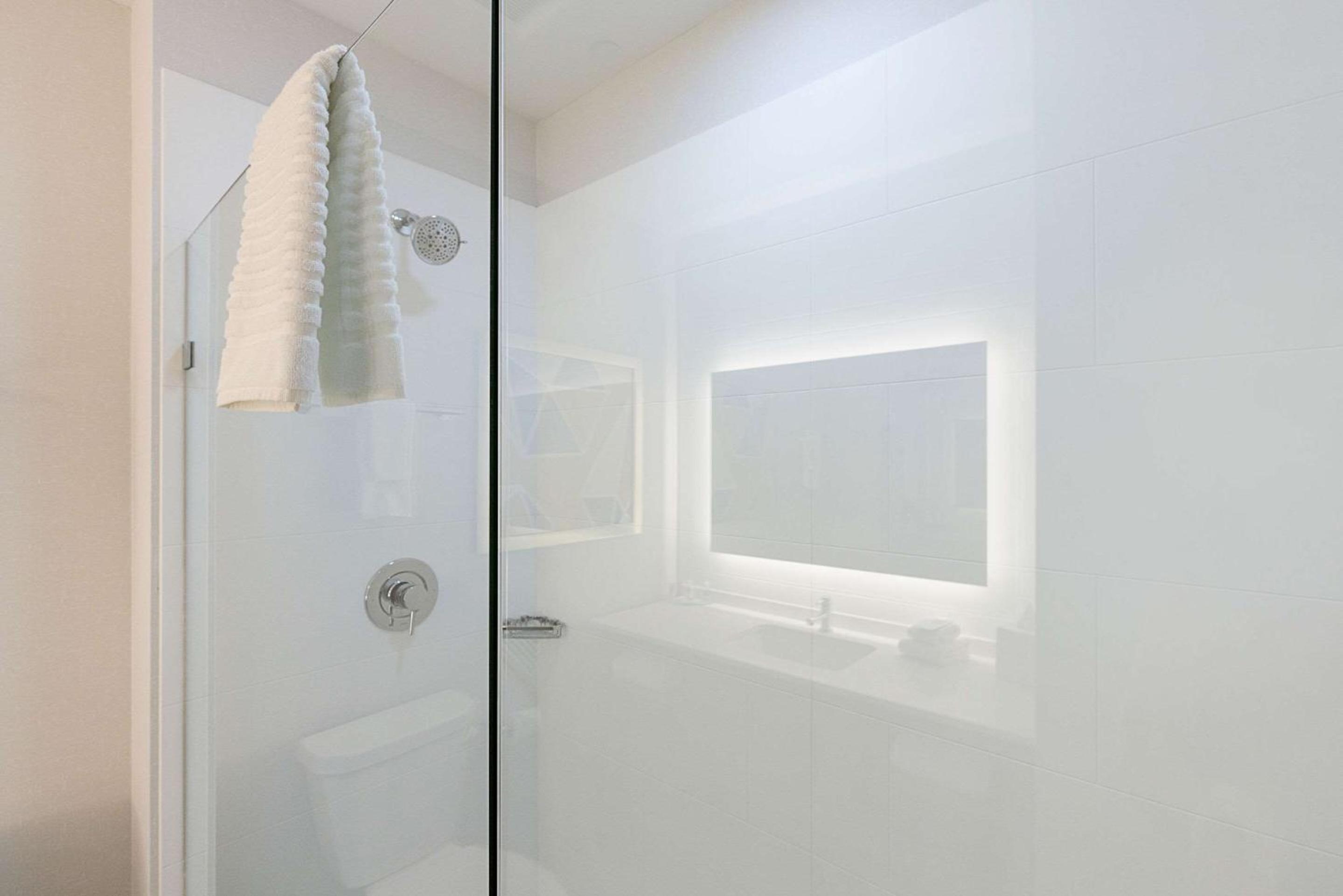 King Suite with Sofabed and Roll-In Shower - Accessible/Non Smoking/Pet Friendly - Photo 5